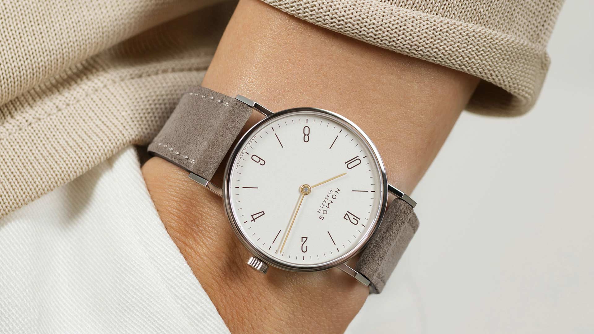 Naisten manuaalikellot osta netistä