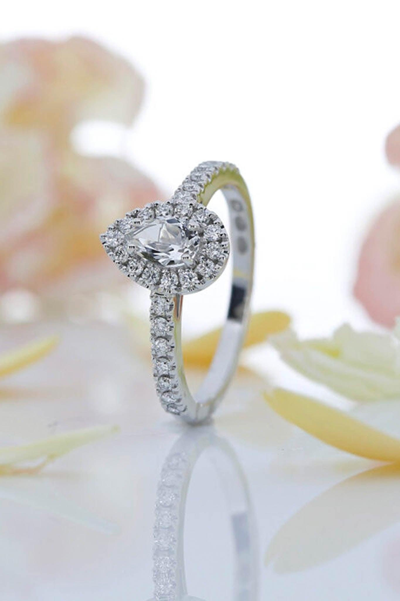 Garda valkokultainen timanttisormus 0,28ct 15,5