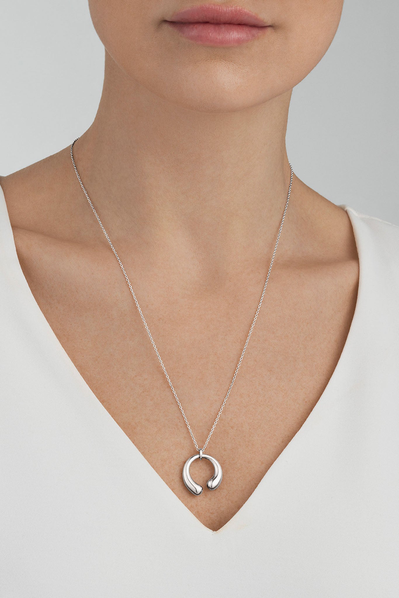 Georg Jensen Mercy medium hopeinen kaulakoru 60cm