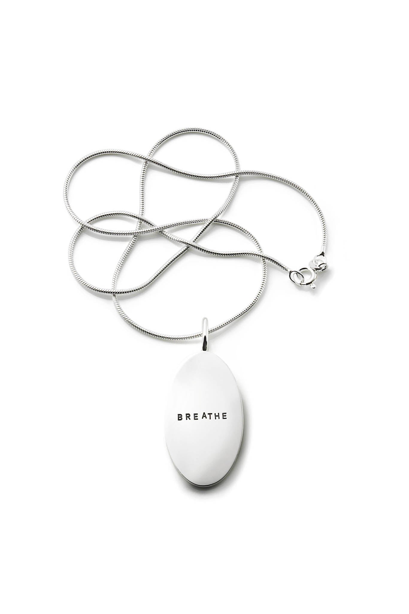 Efva Attling Brethe pendant hopeinen kaulakoru 40cm