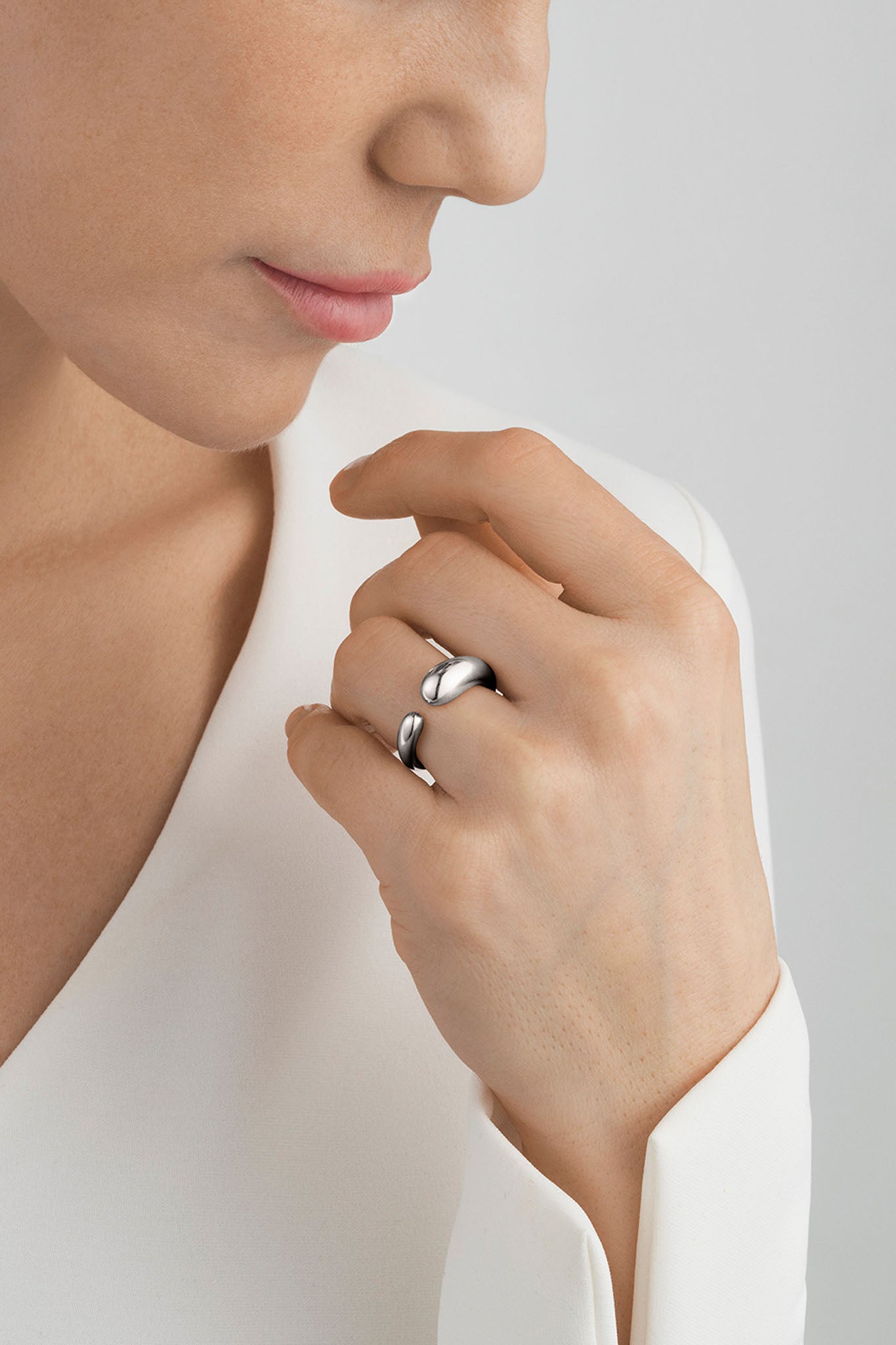Georg Jensen Mercy small hopeinen sormus 48