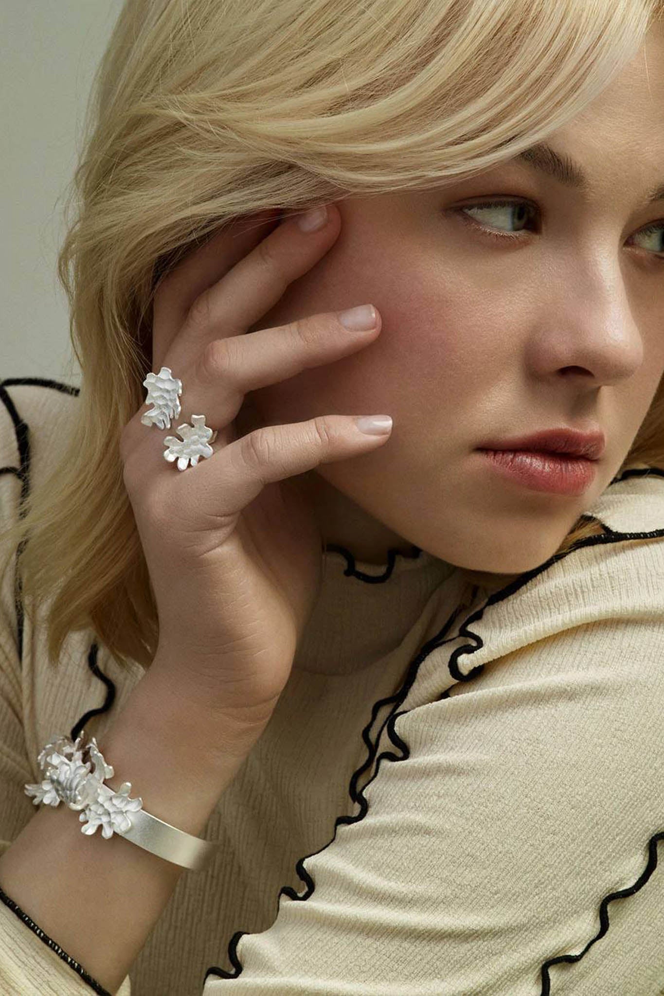 Kalevala Tundra hopeinen sormus 17,0