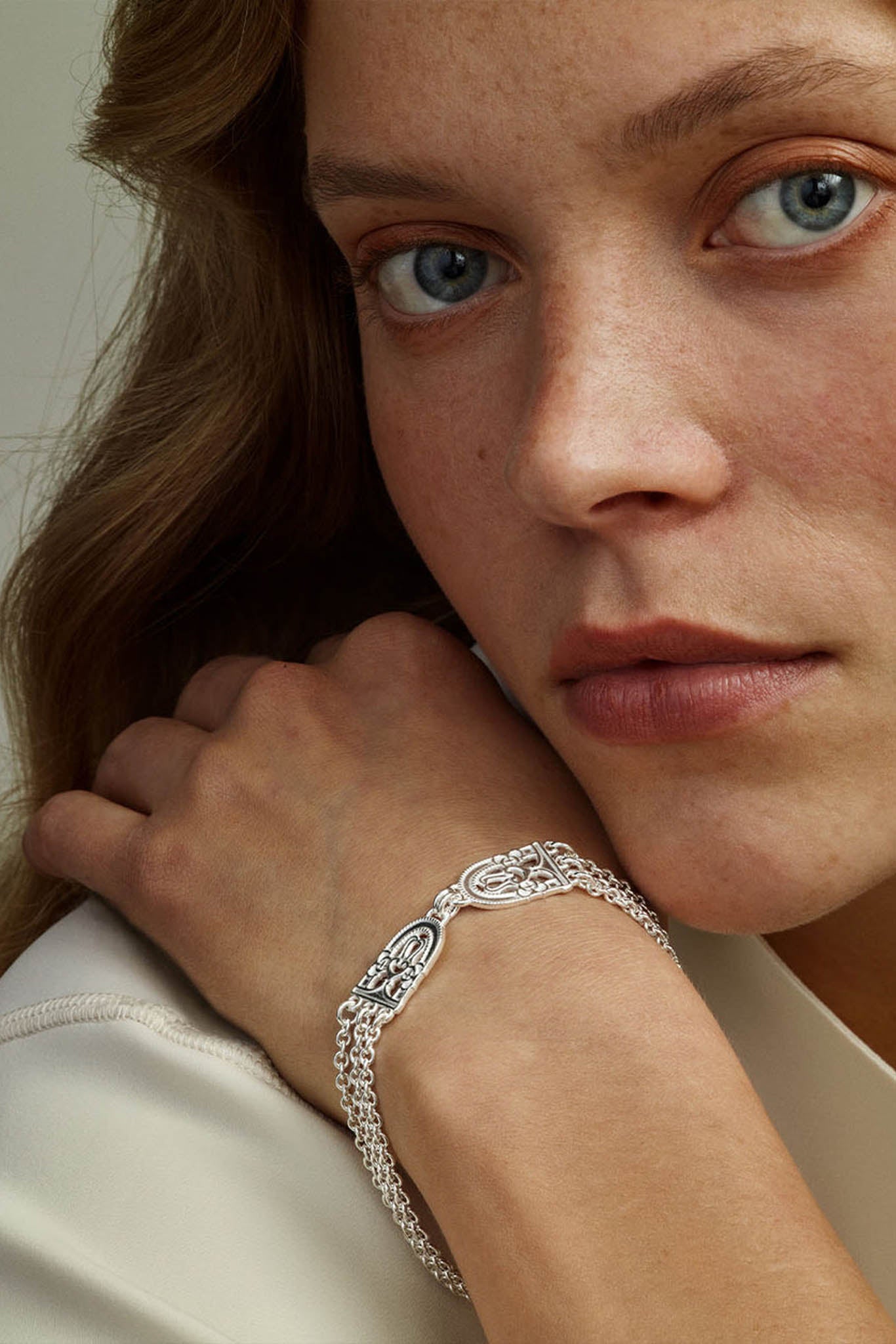 Kalevala Paratiisi hopeinen rannekoru Säädettävä:16,5/19,5cm