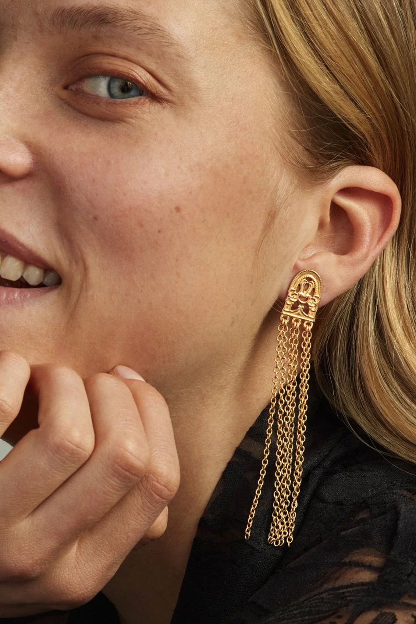 Kalevala Paratiisi hopeiset korvakorut