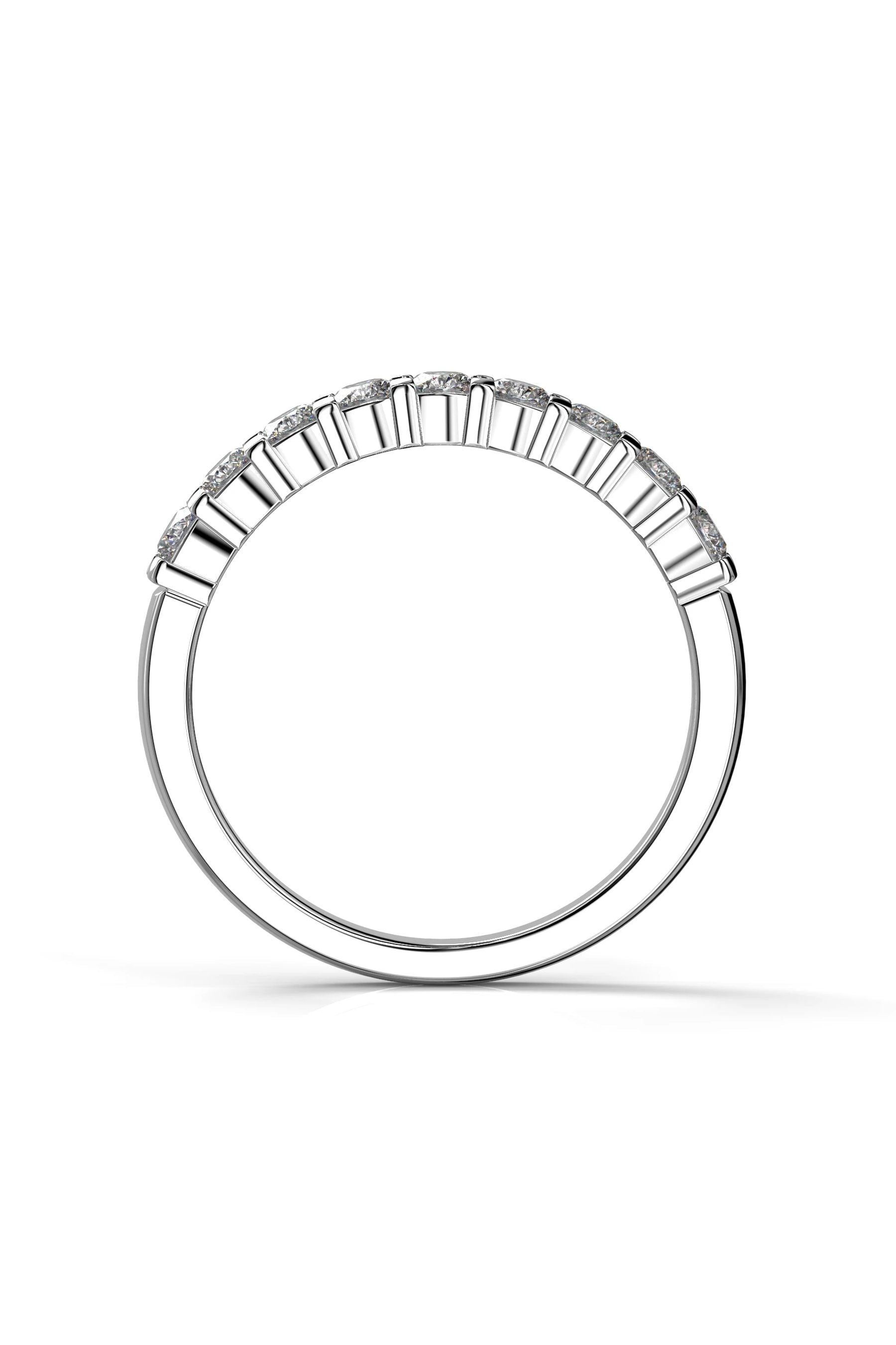 Festive Sophia 9x0,05ct 15,5