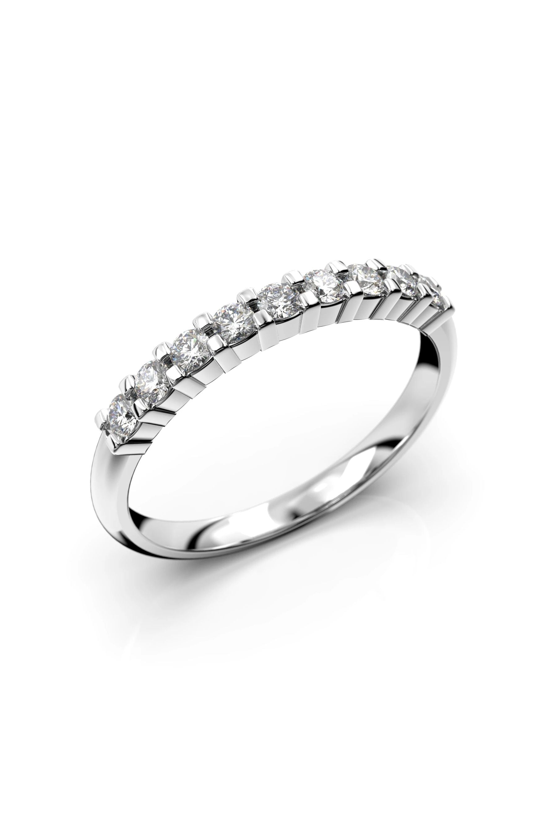 Festive Sophia 9x0,03ct 15,5