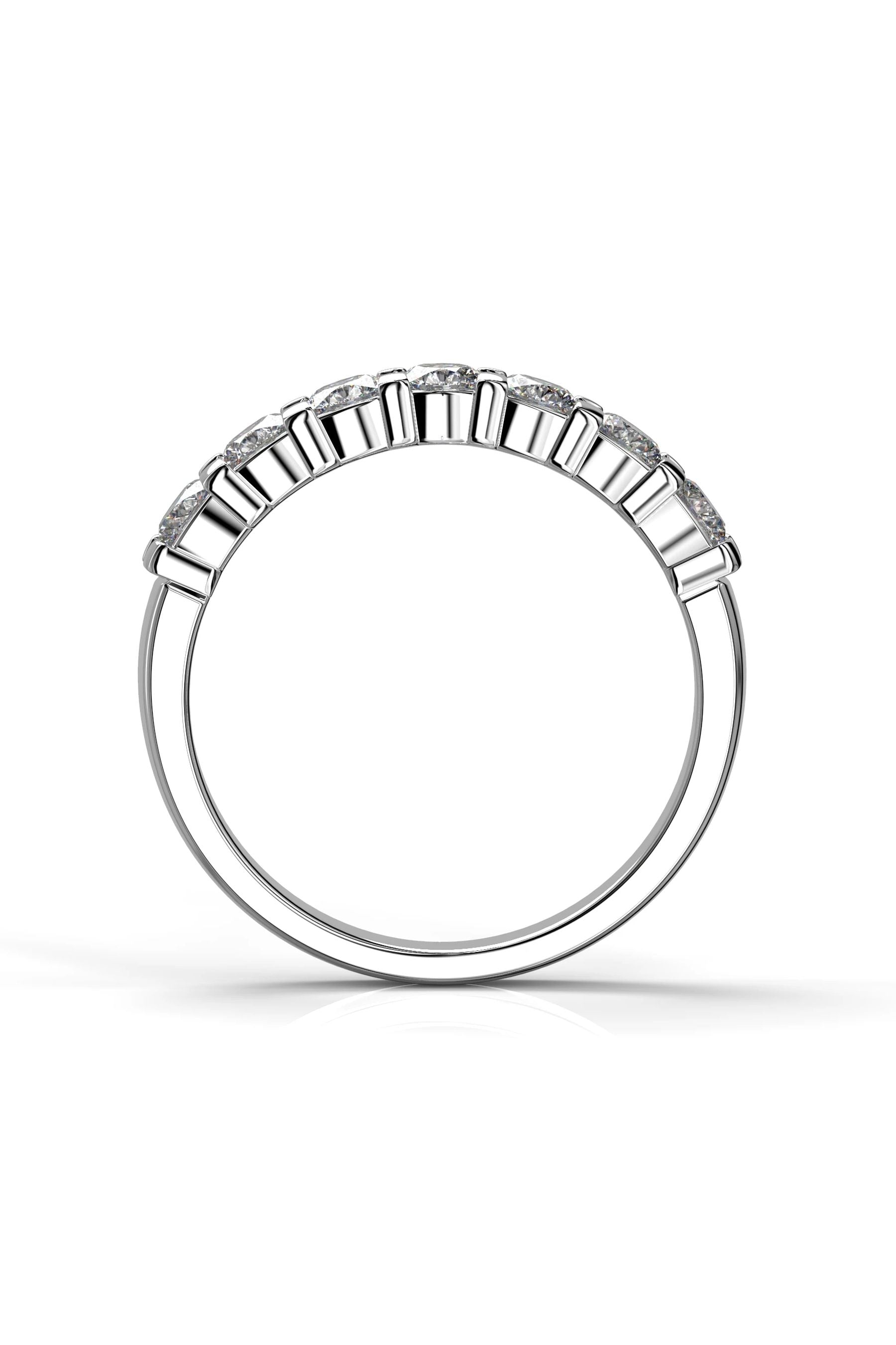 Festive Sophia 7x0,10ct 15,5