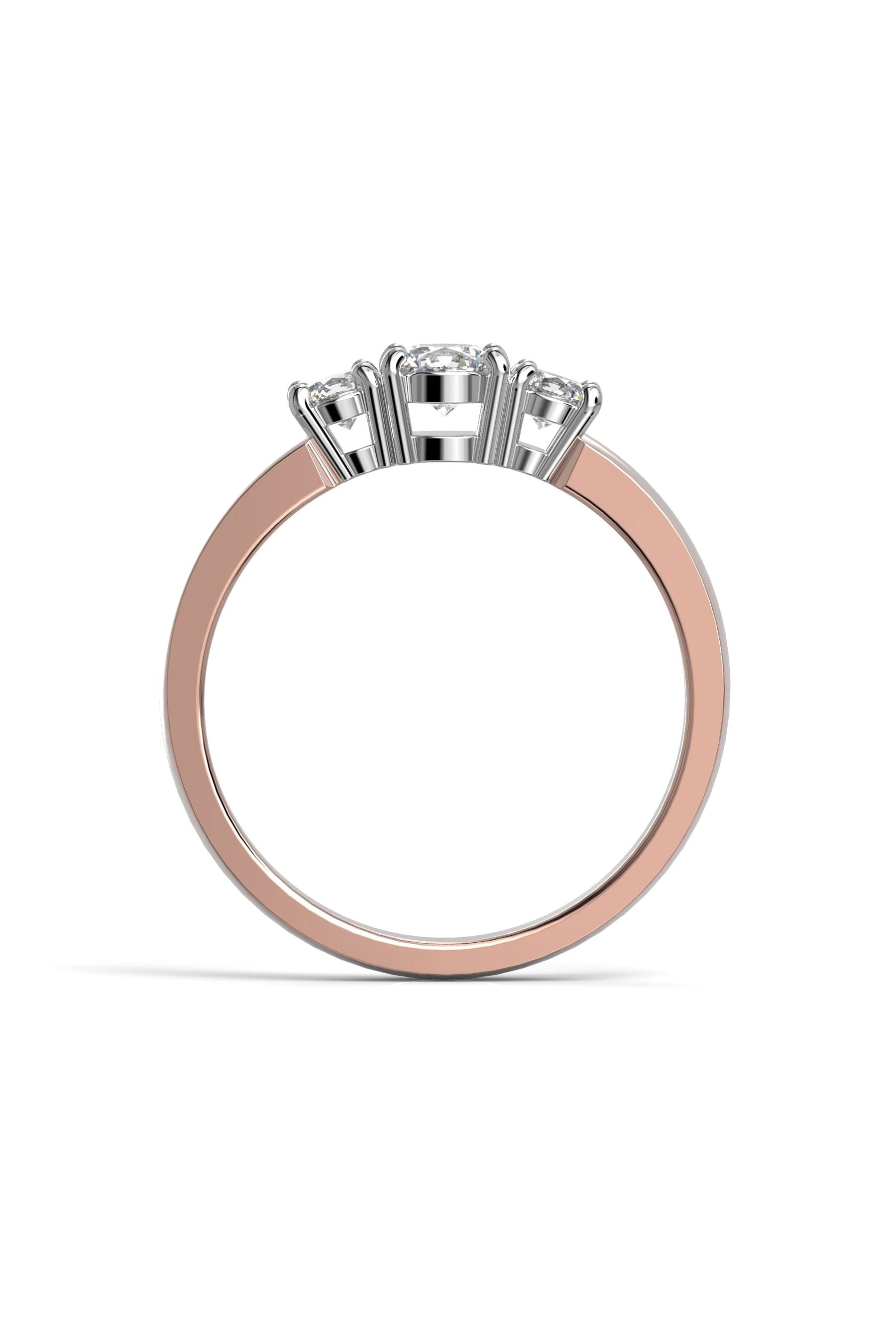 Festive Taylor Trilogy 0,20ct + 2x0,10ct 15,5