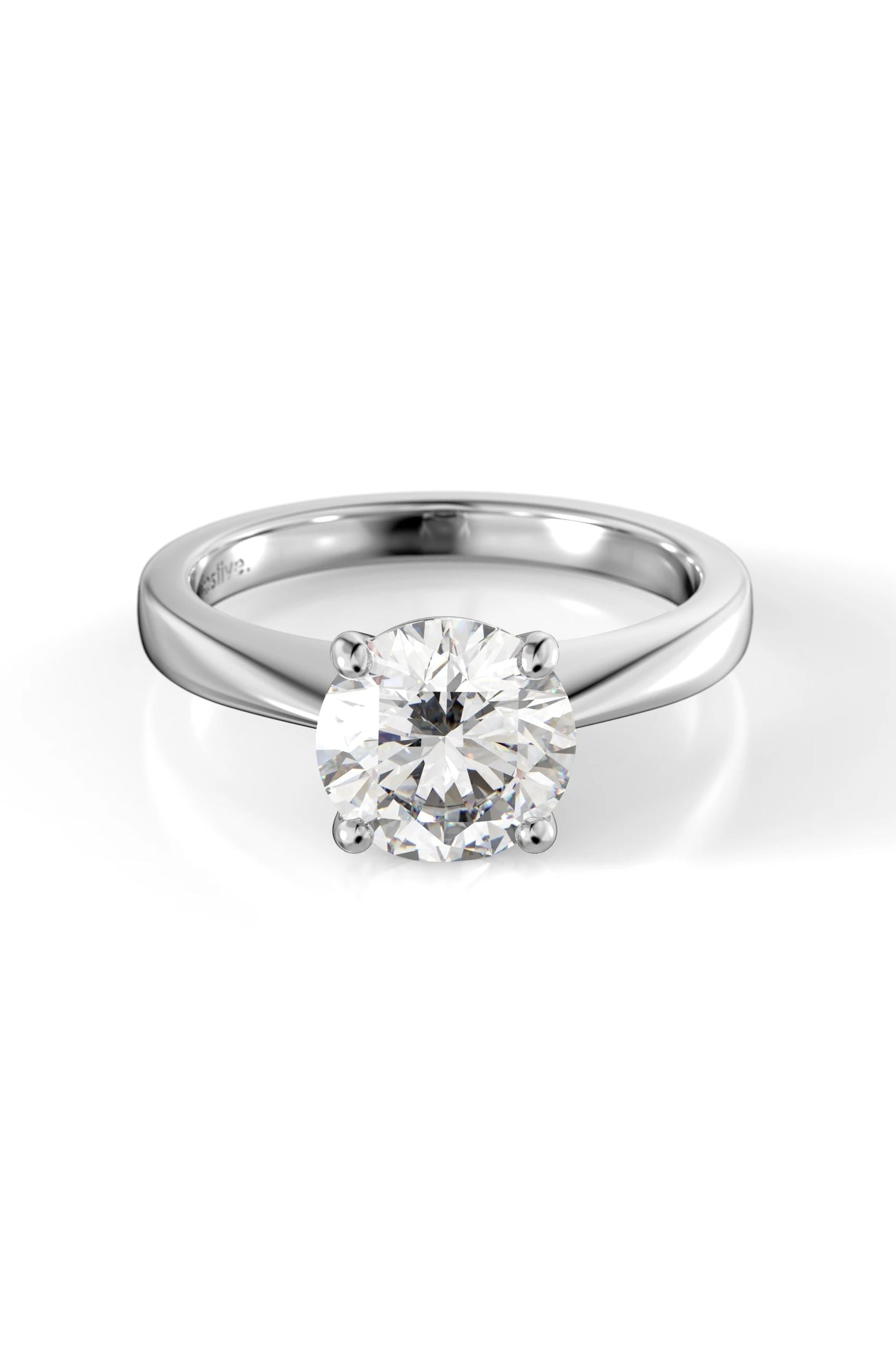 Festive Vanessa 4kr 1,50ct 15,5