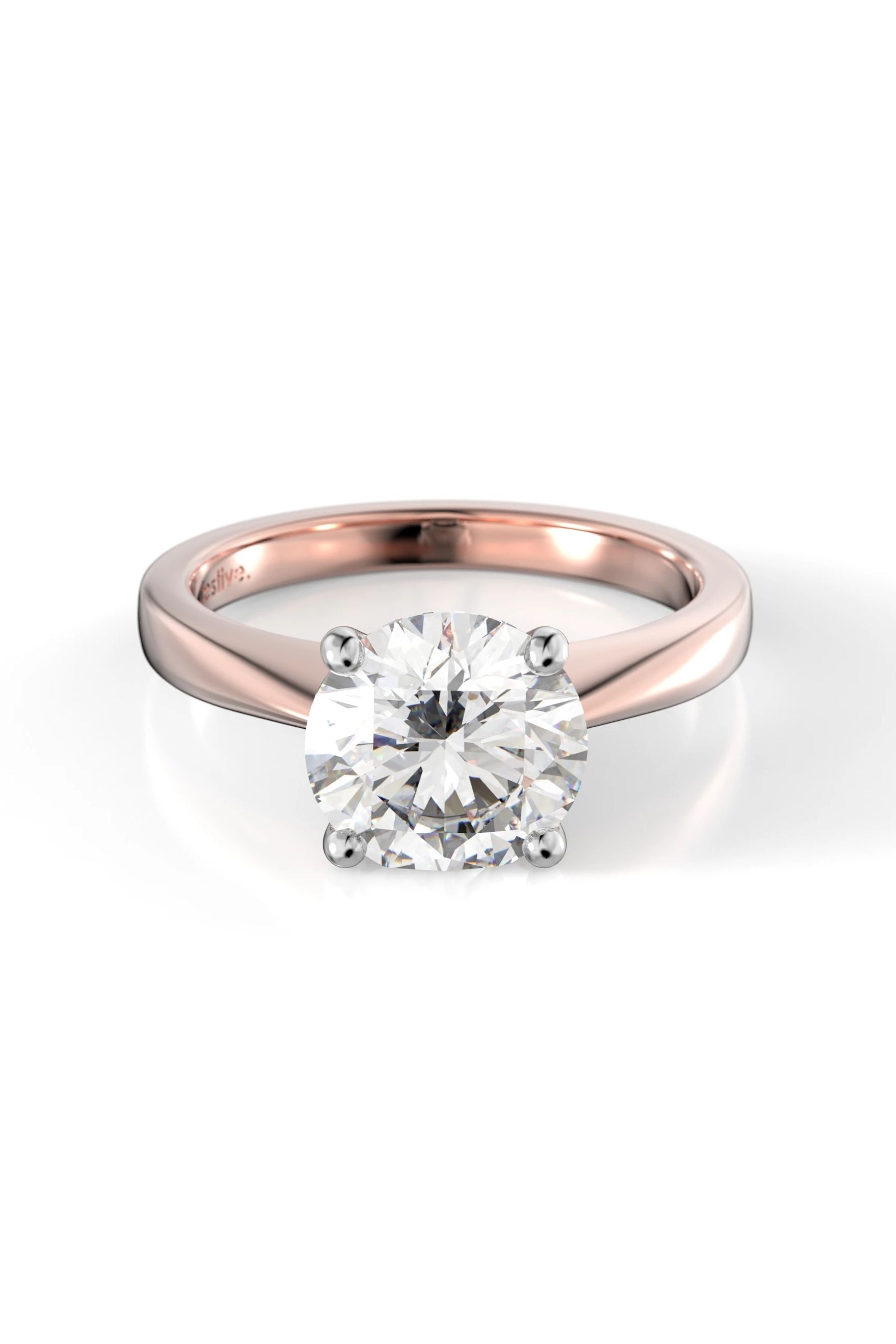 Festive Vanessa 4kr 2,00ct 15,5