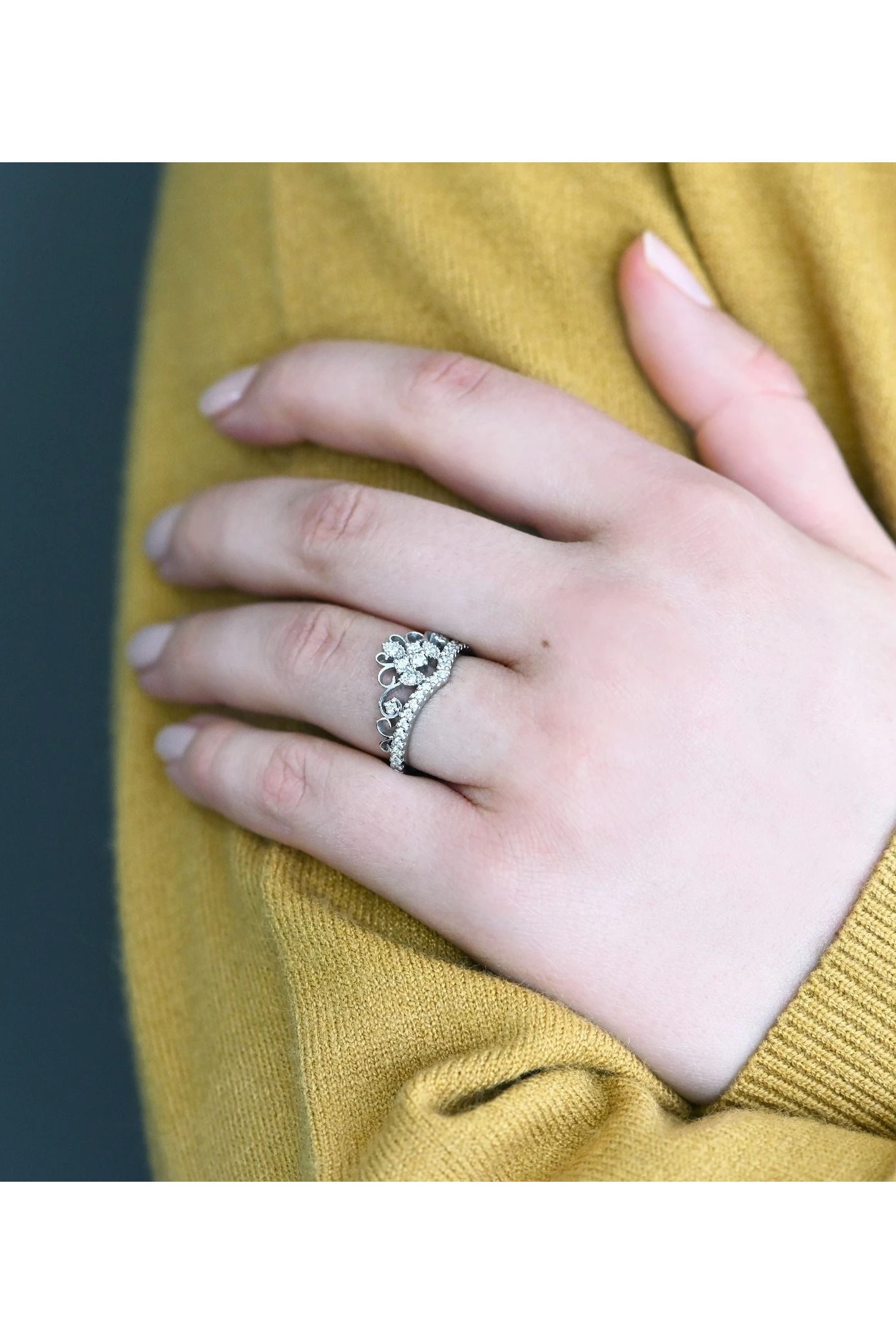 Festive Donna Kruunu 0,03ct + 2x0,02ct + 28x0,01ct 15,5