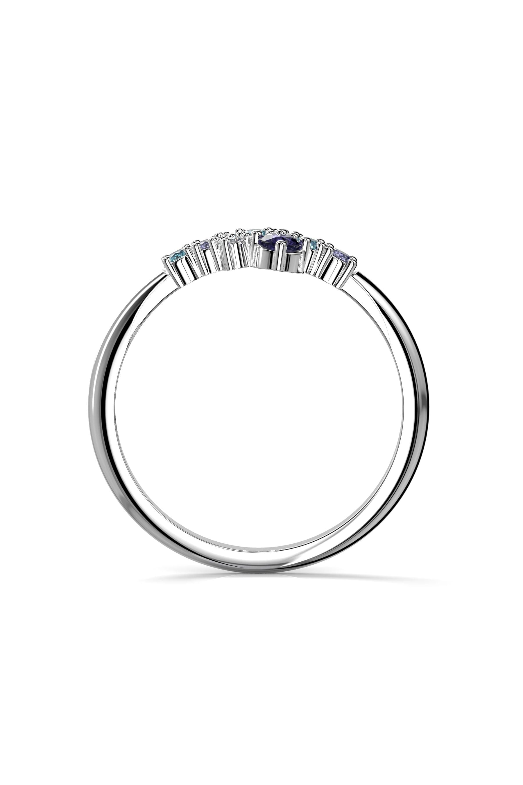 Festive Nelly Blue 3x0,01ct + Sinisafiiri + Topaasi 15,5