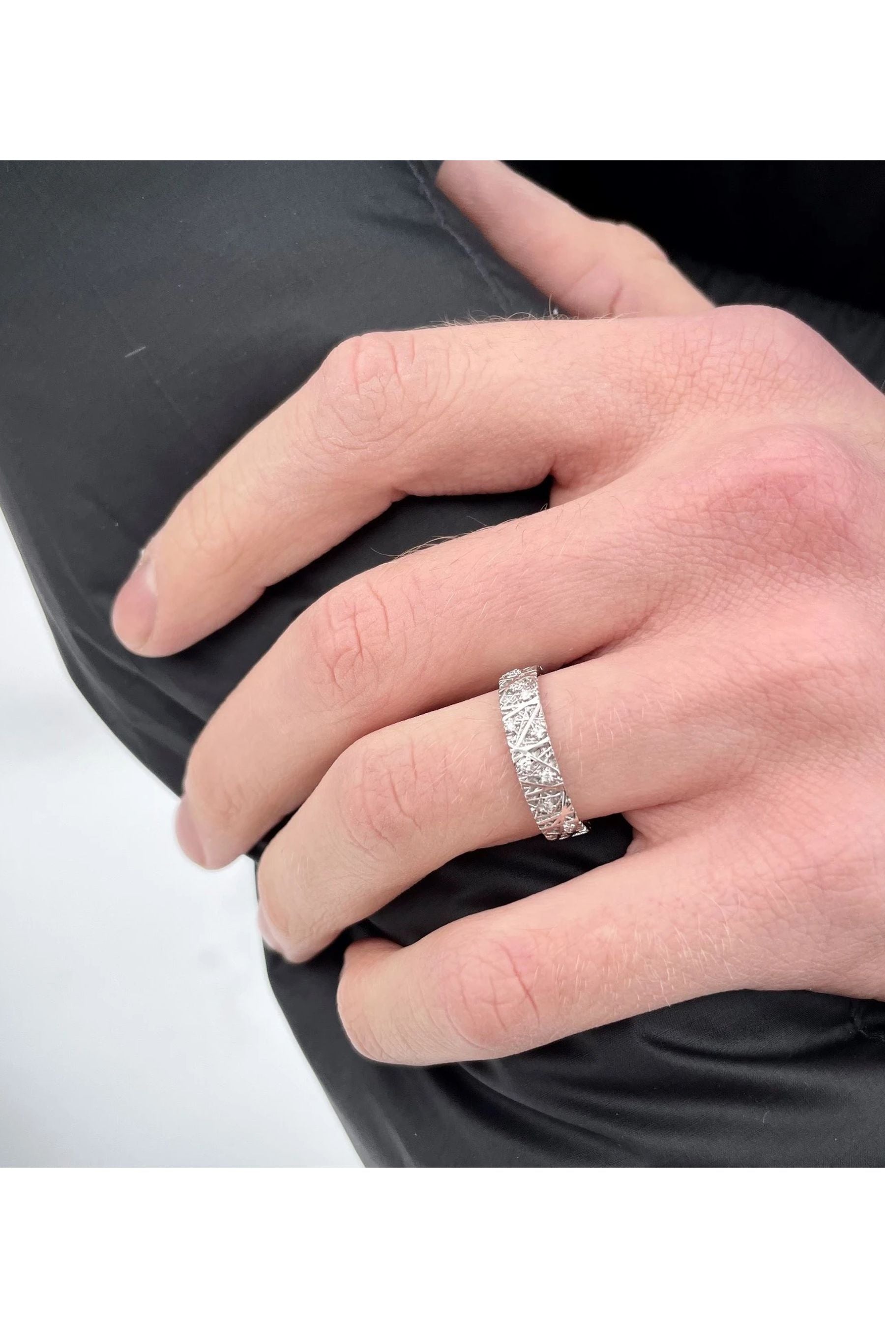 Festive Routa 9x0,01ct 15,5