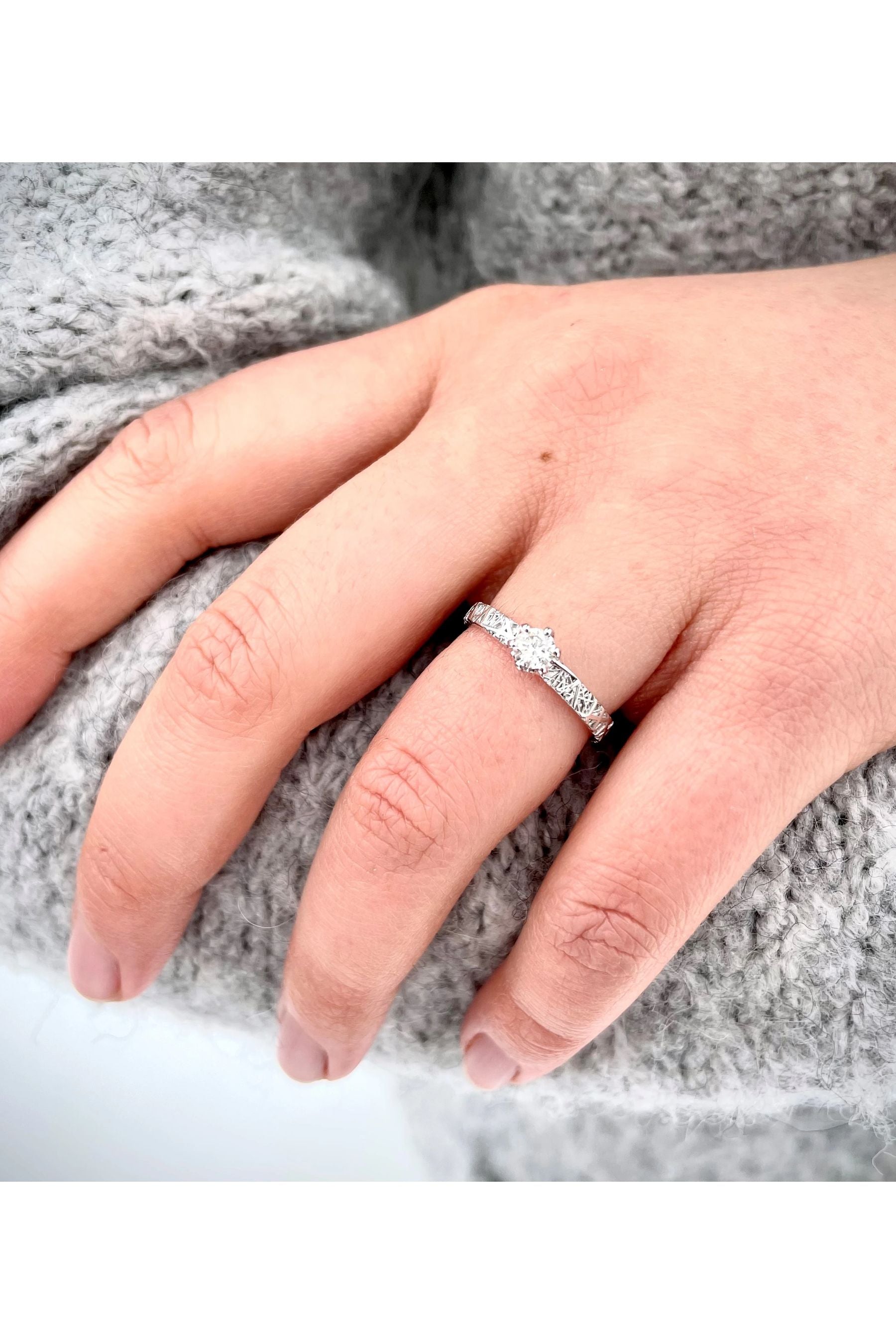 Festive Routa Ikirakka 0,23ct 15,5