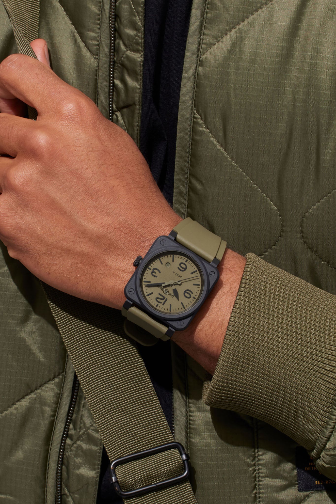 Bell & Ross BR 03-A Military Ceramic rannekello