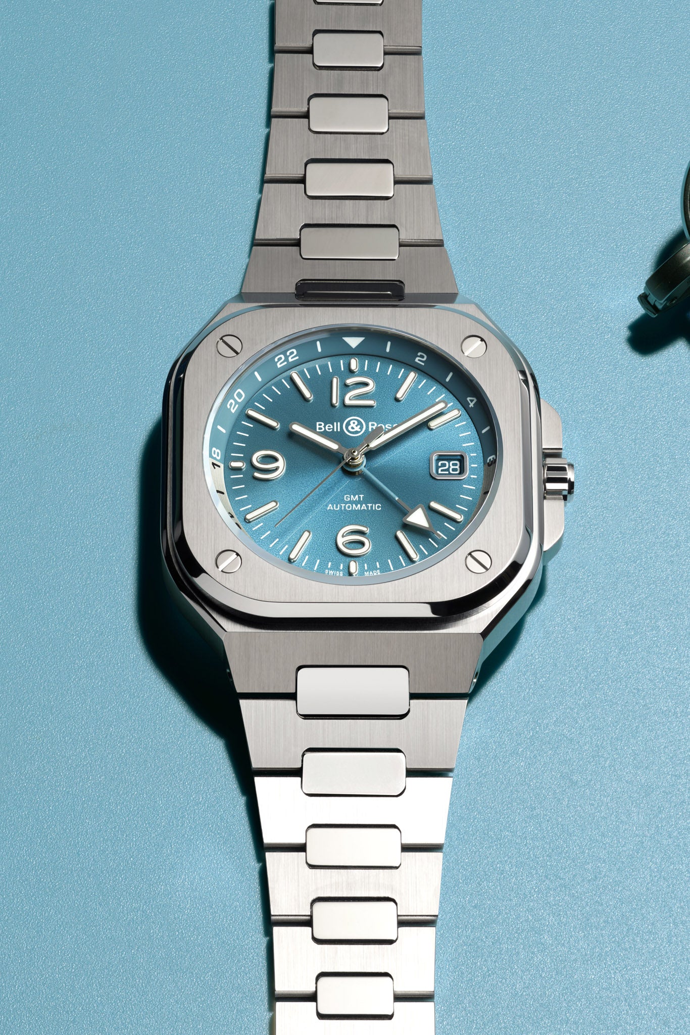 Bell & Ross BR 05 GMT Sky Blue rannekello