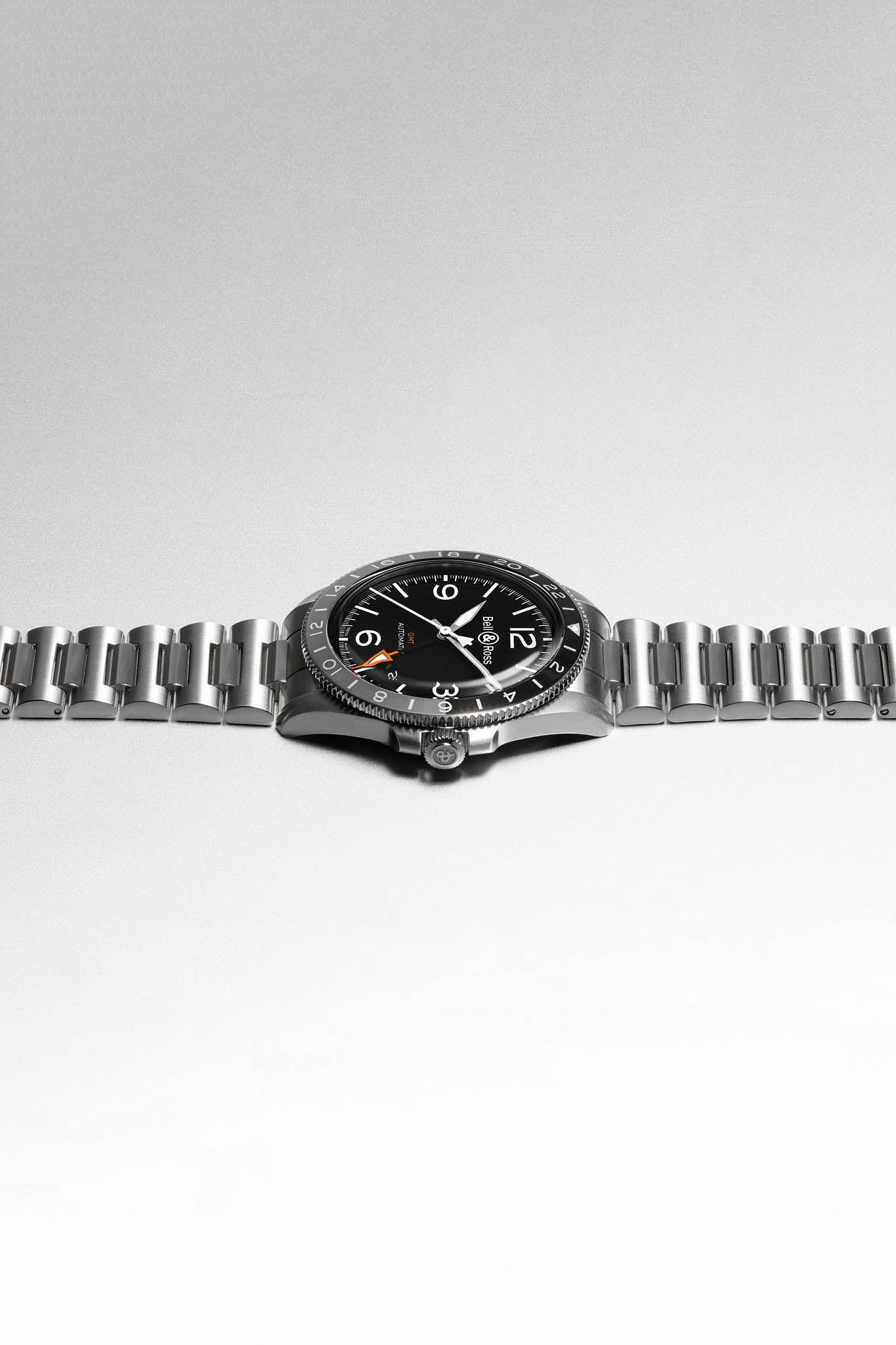 Bell & Ross BR V2-93 GMT rannekello Default Title