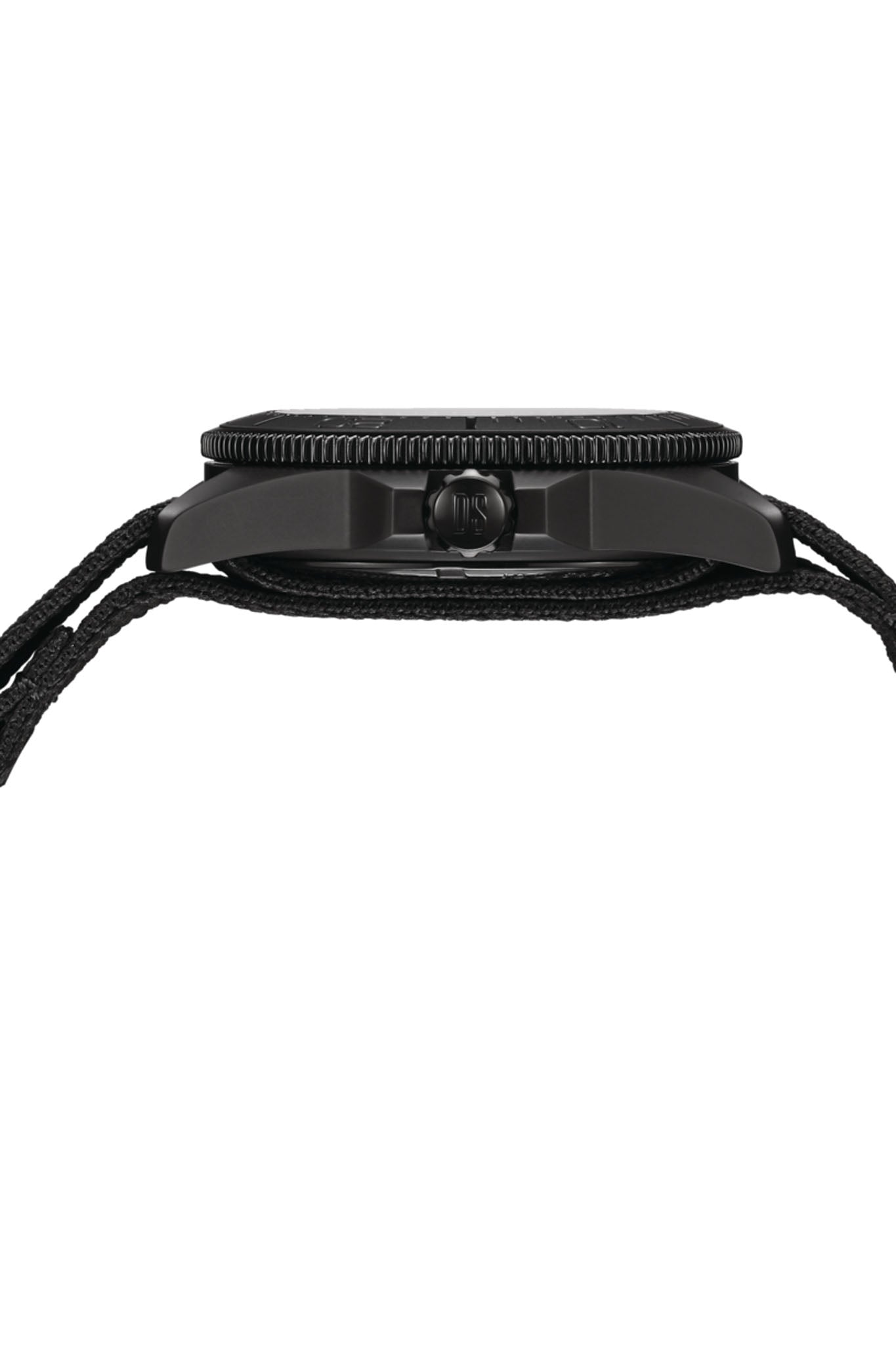 Certina DS Action Diver Black rannekello