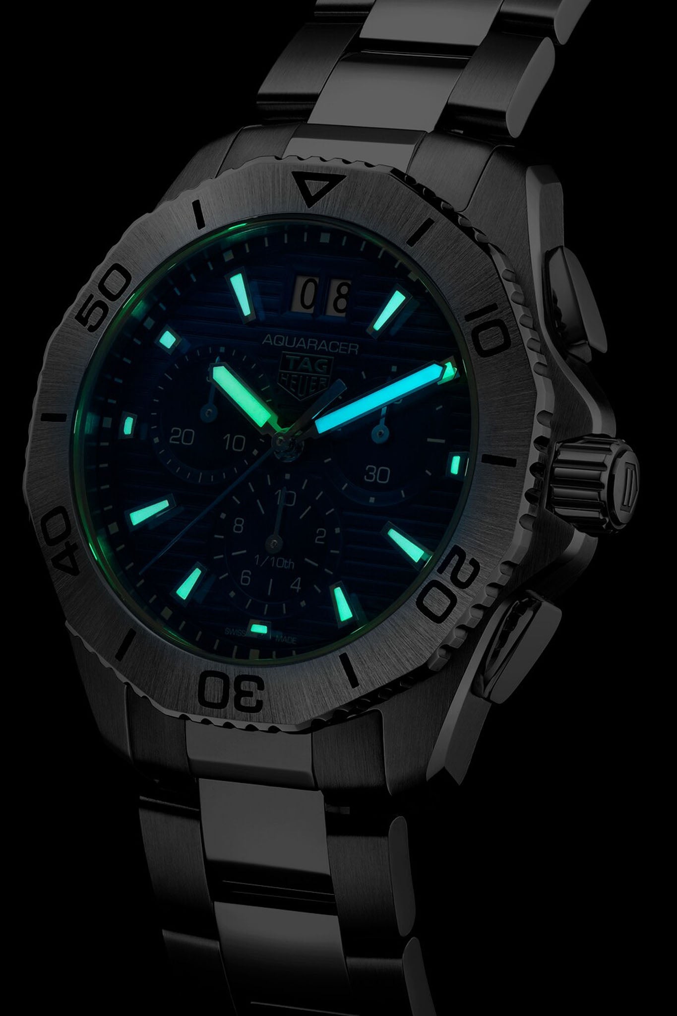 TAG Heuer Aquaracer Professional 200 Chronograph rannekello