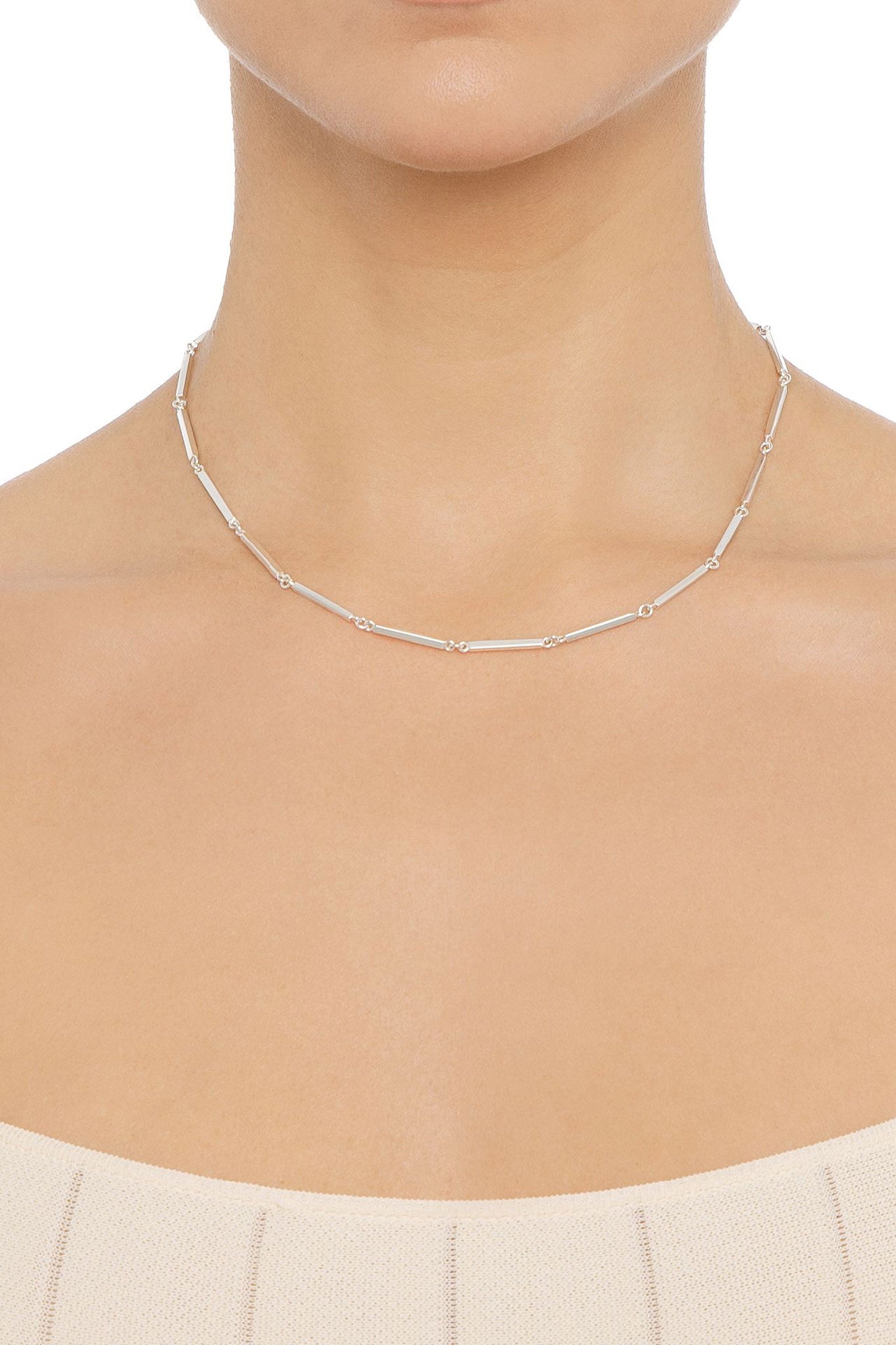 Efva Attling Classy hopeinen kaulakoru