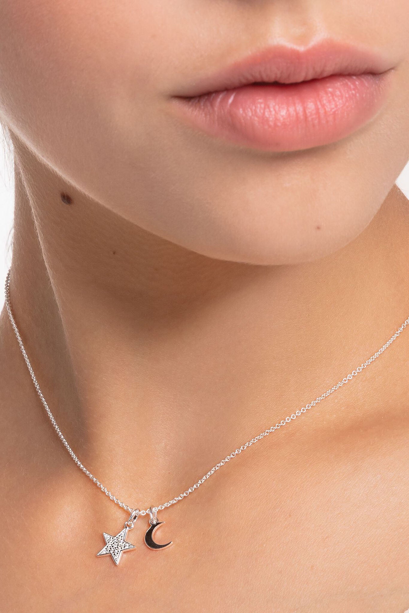 Thomas Sabo Kuu ja tähti hopeinen kaulakoru Säädettävä:38/45cm