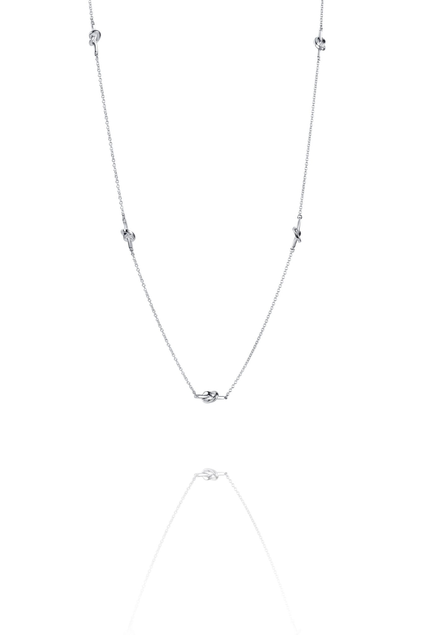 Efva Attling Love Knot Flow Necklace hopeinen kaulakoru