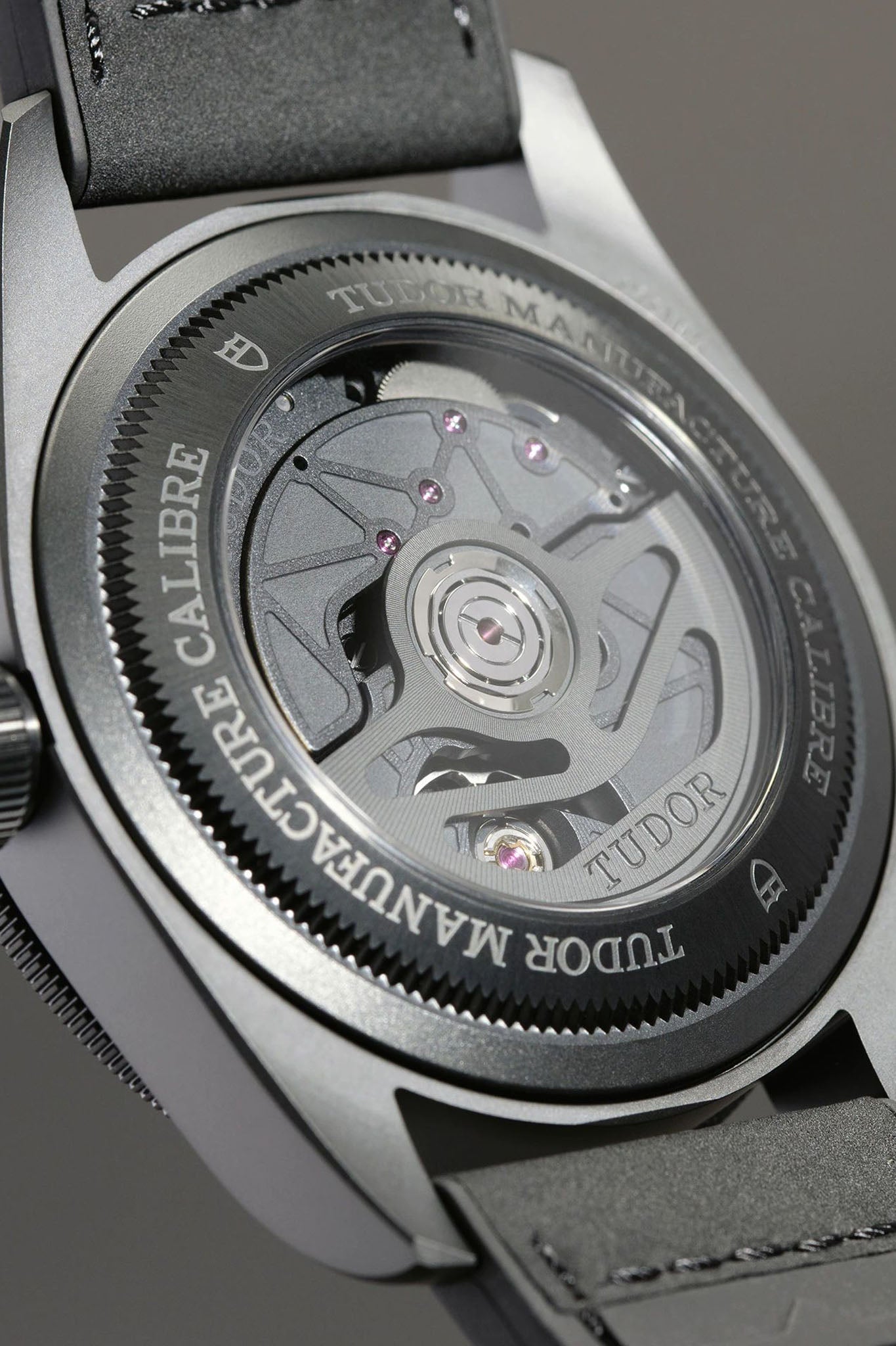 Tudor Black Bay Ceramic rannekello Default Title