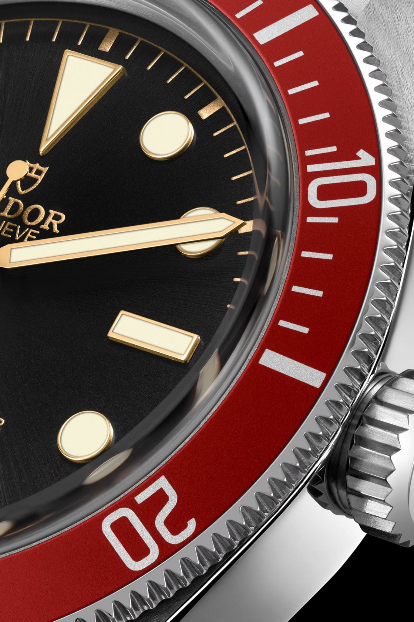Tudor Black Bay miesten rannekello