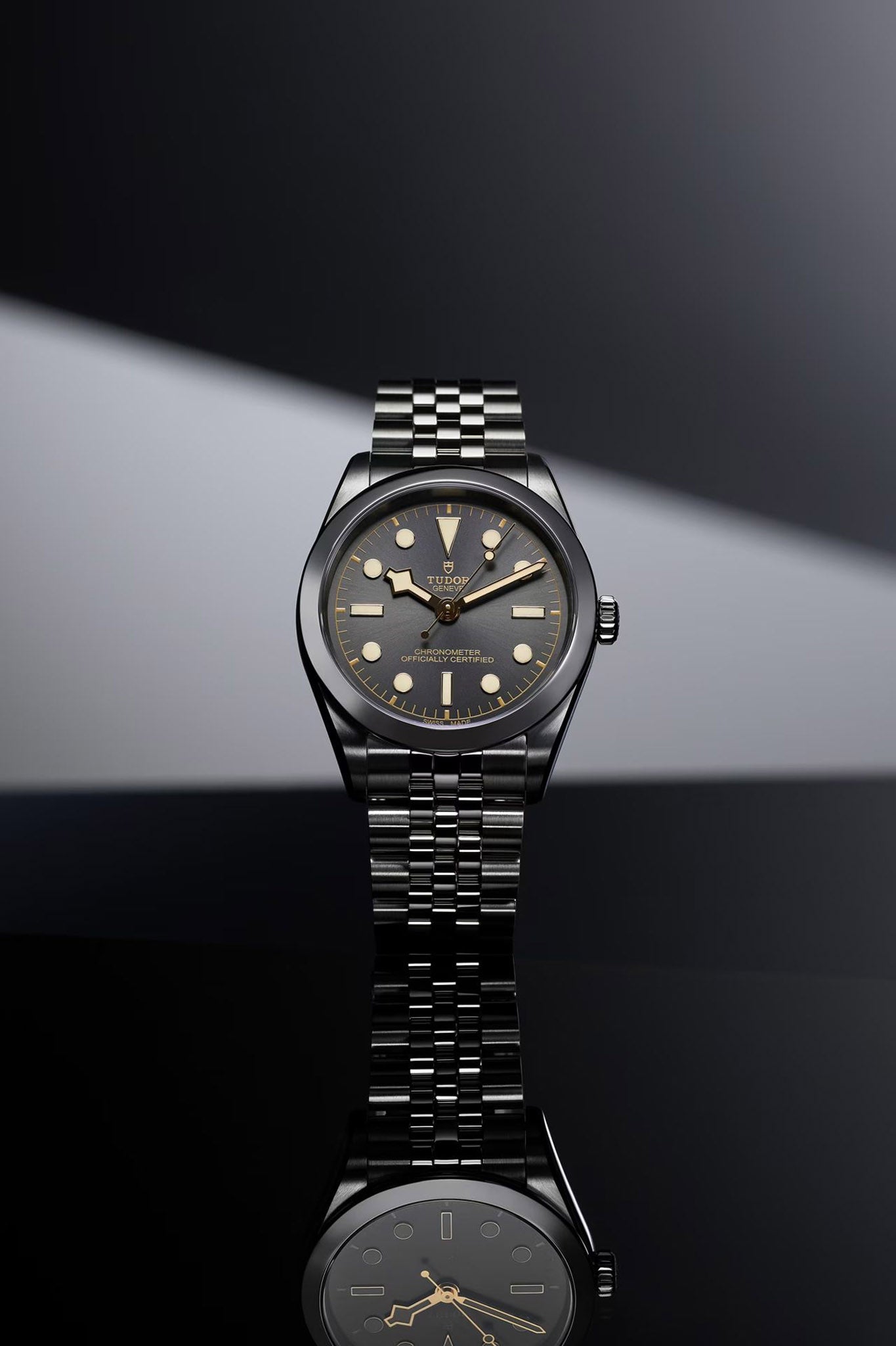 Tudor Black Bay 39 rannekello