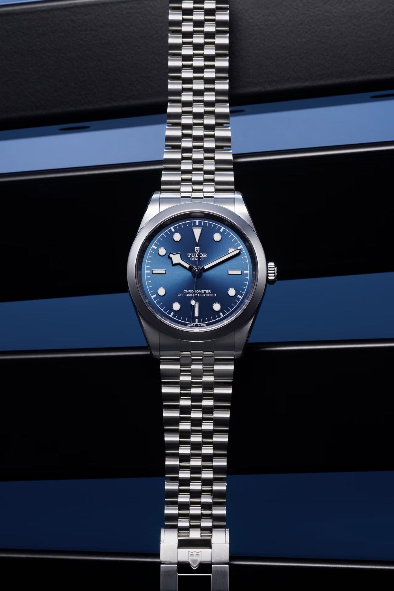 Tudor Black Bay 39 rannekello