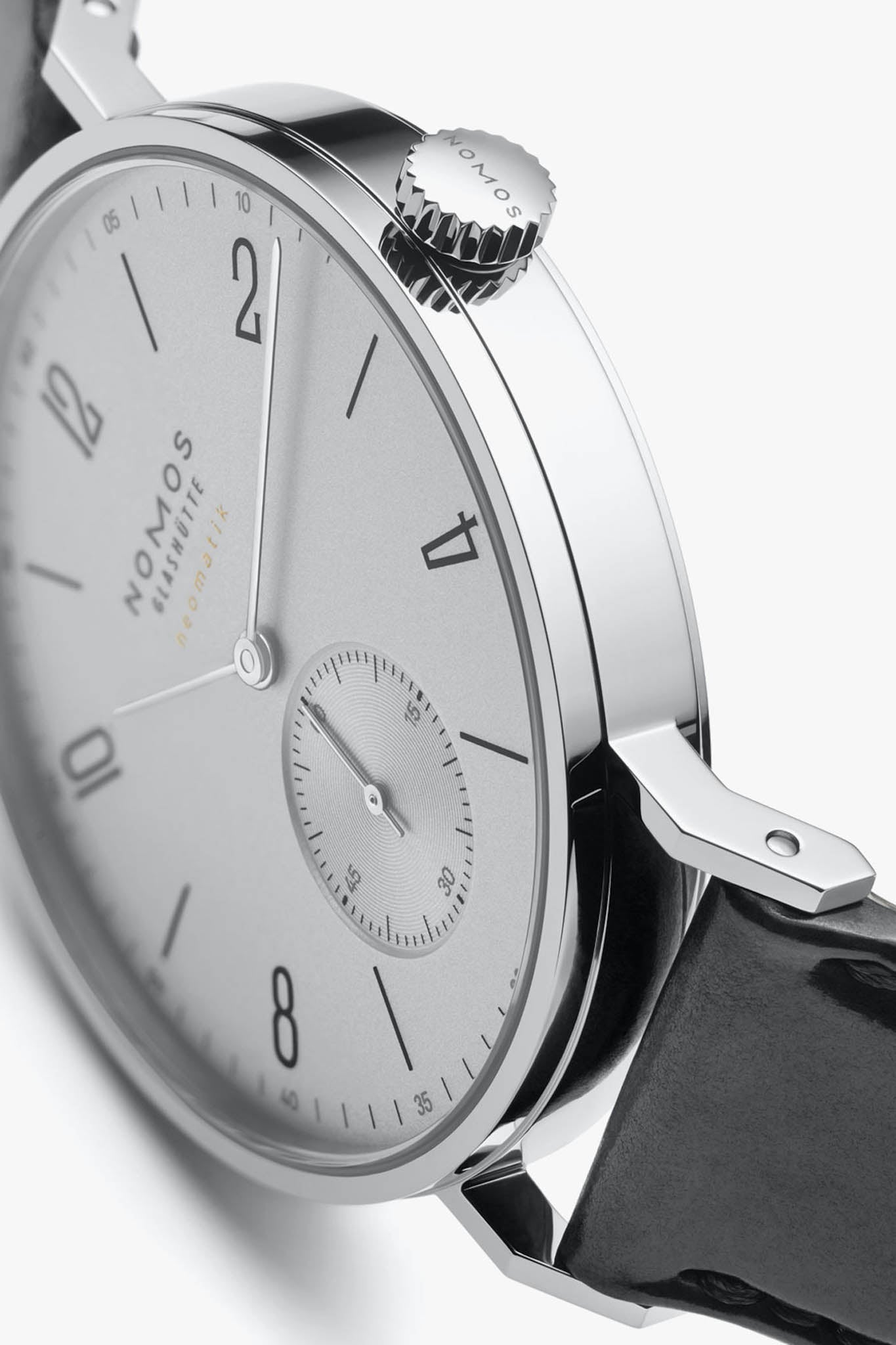Nomos Tangente Neomatik 39 Platinum Gray rannekello Default Title
