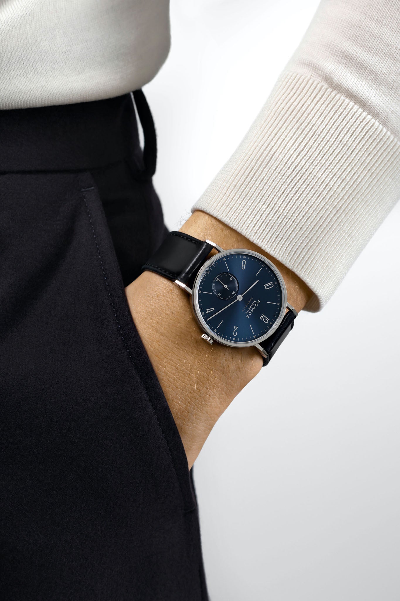 Nomos Tangente Neomatik 39 Blue Gold rannekello Default Title