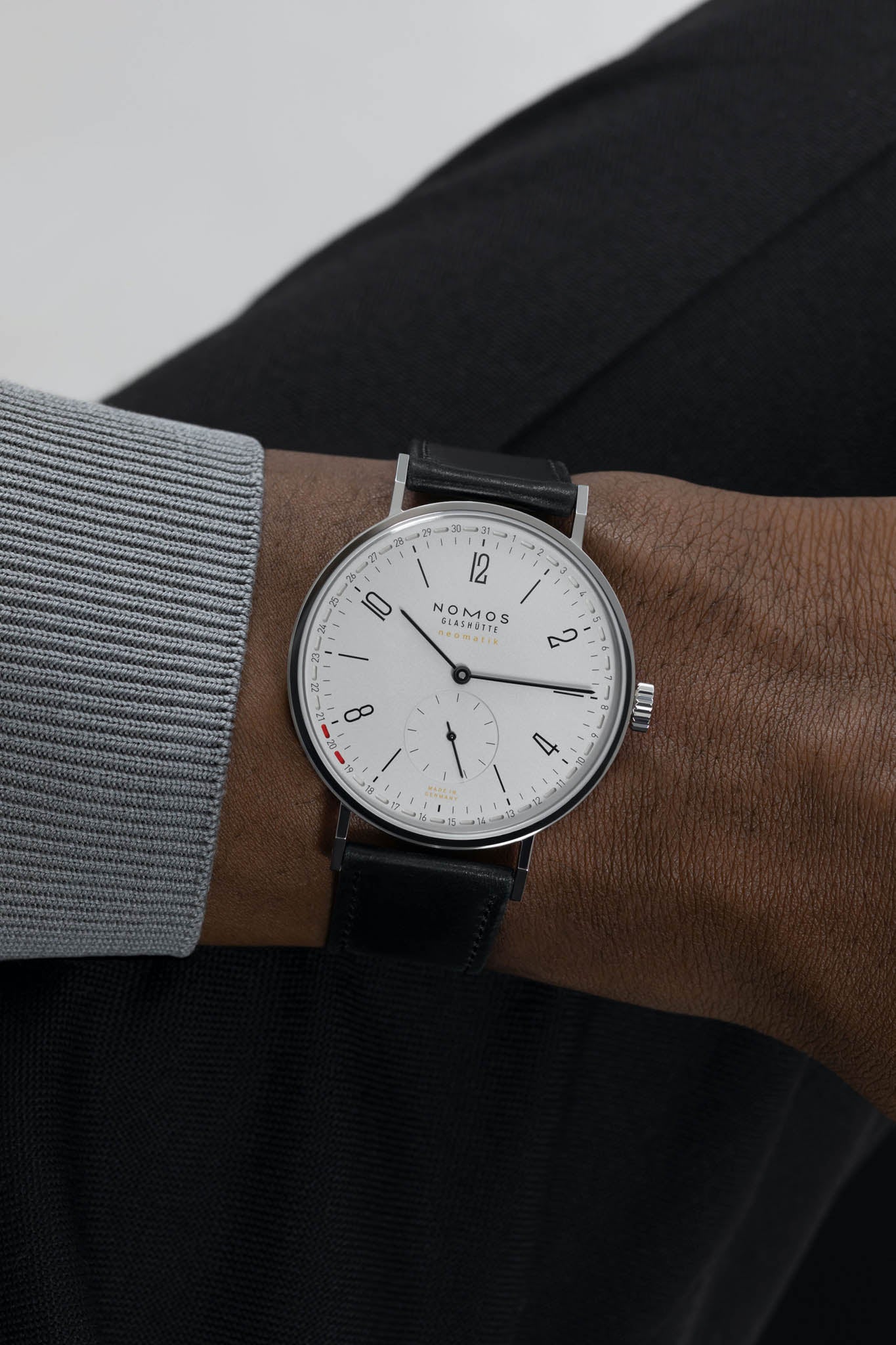 Nomos Tangente Neomatik 41 Update rannekello Default Title