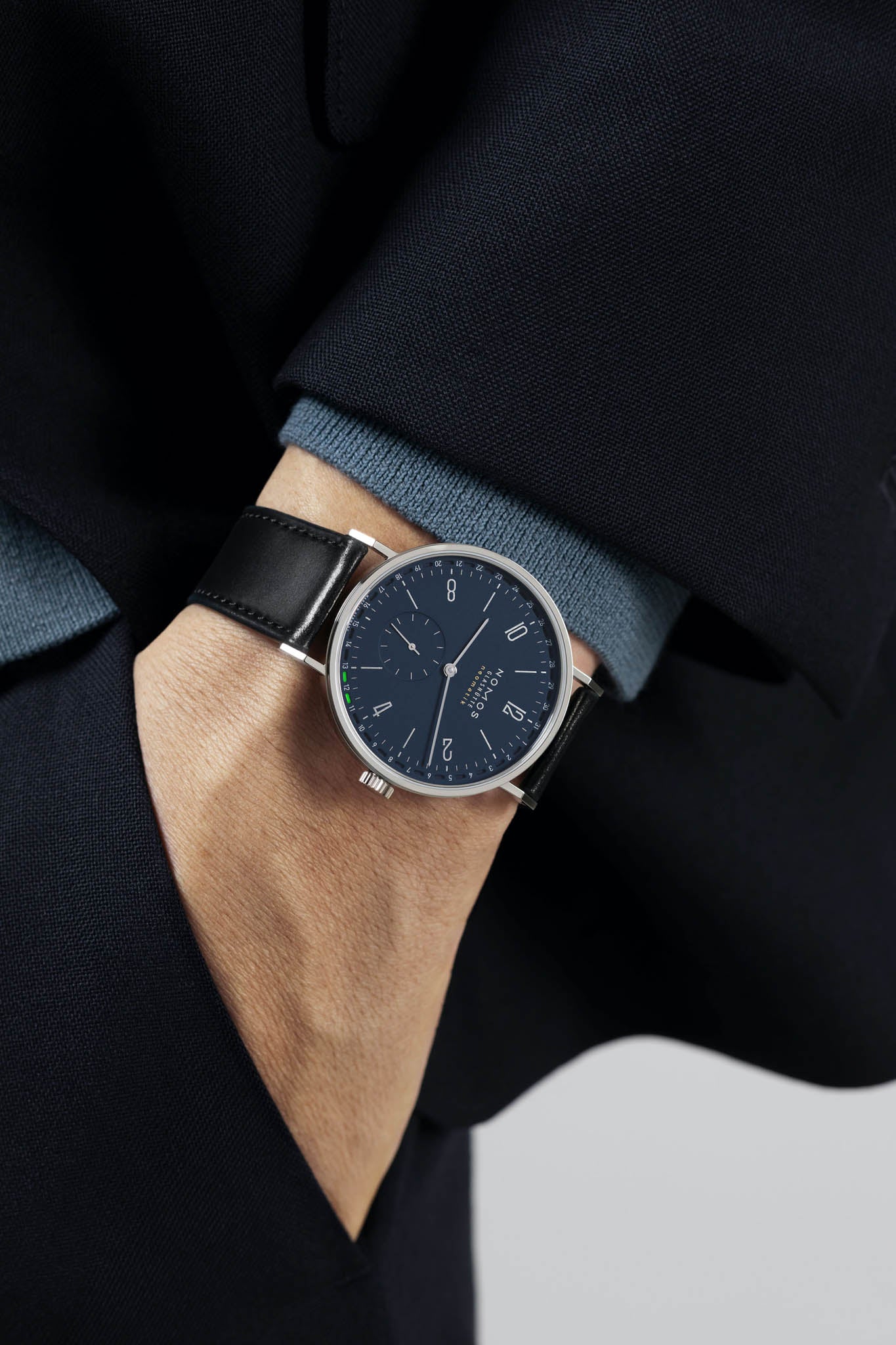 Nomos Tangente Neomatik 41 Update Midnight Blue rannekello Default Title