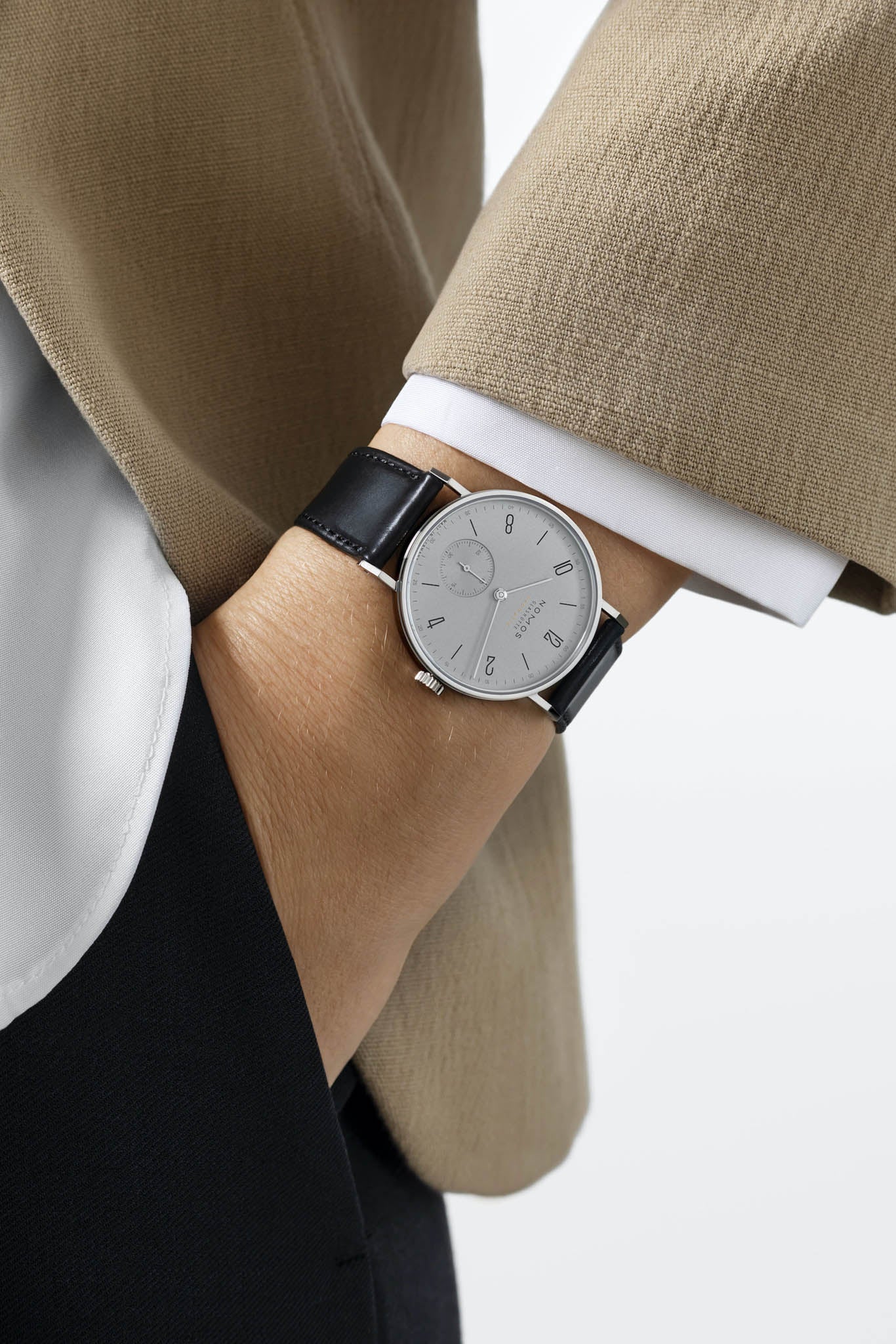 Nomos Tangente Neomatik Platinum Gray rannekello Default Title