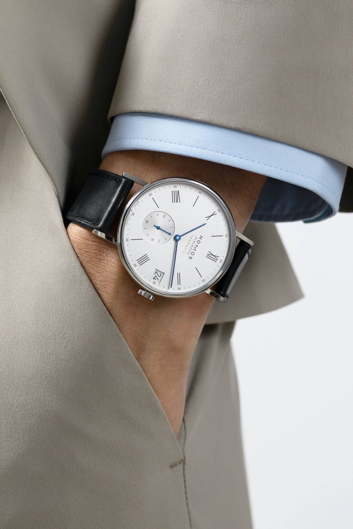 Nomos Ludwig Neomatik 41 Date rannekello Default Title