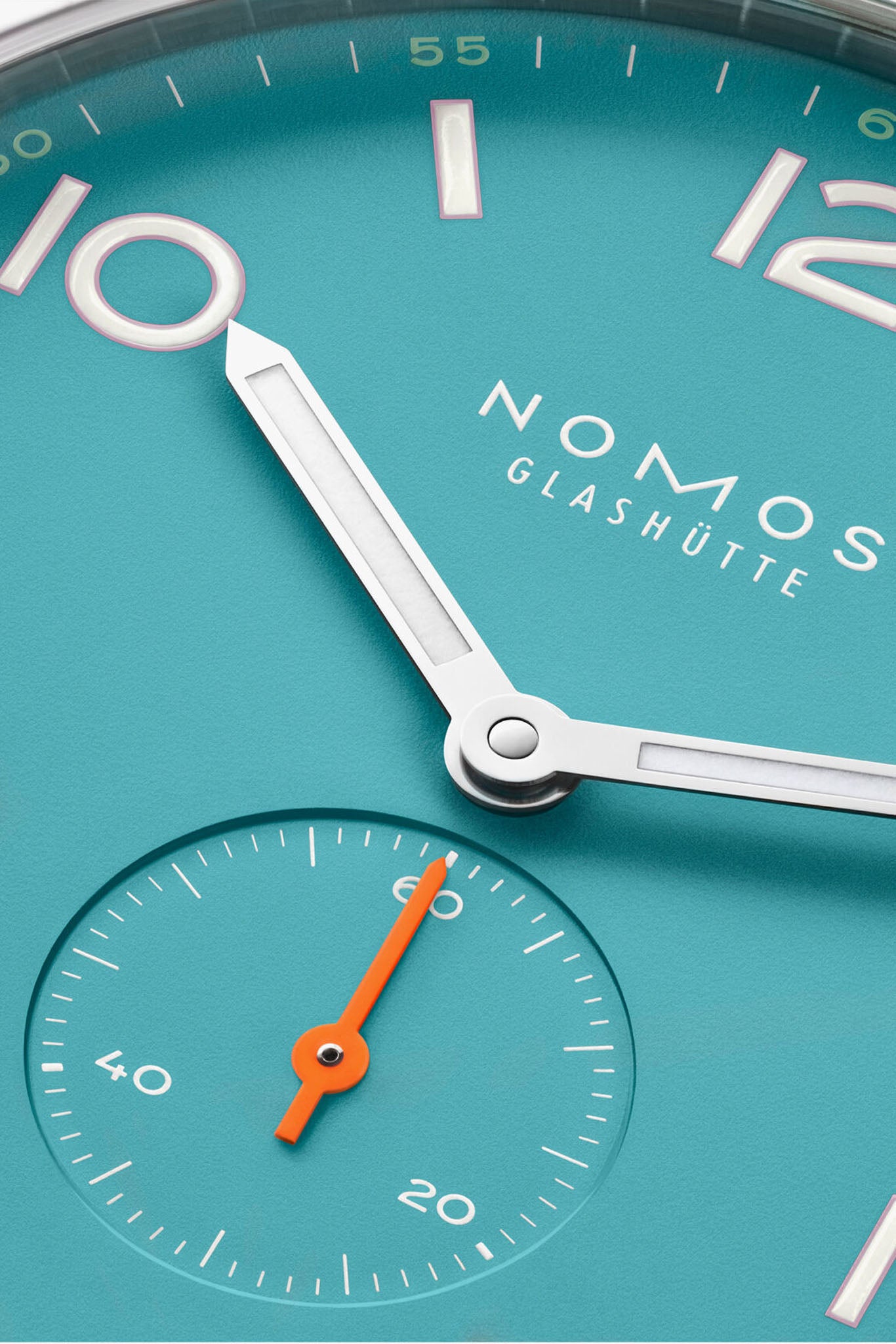 Nomos Glashütte Club Campus 38 Endless Blue rannekello