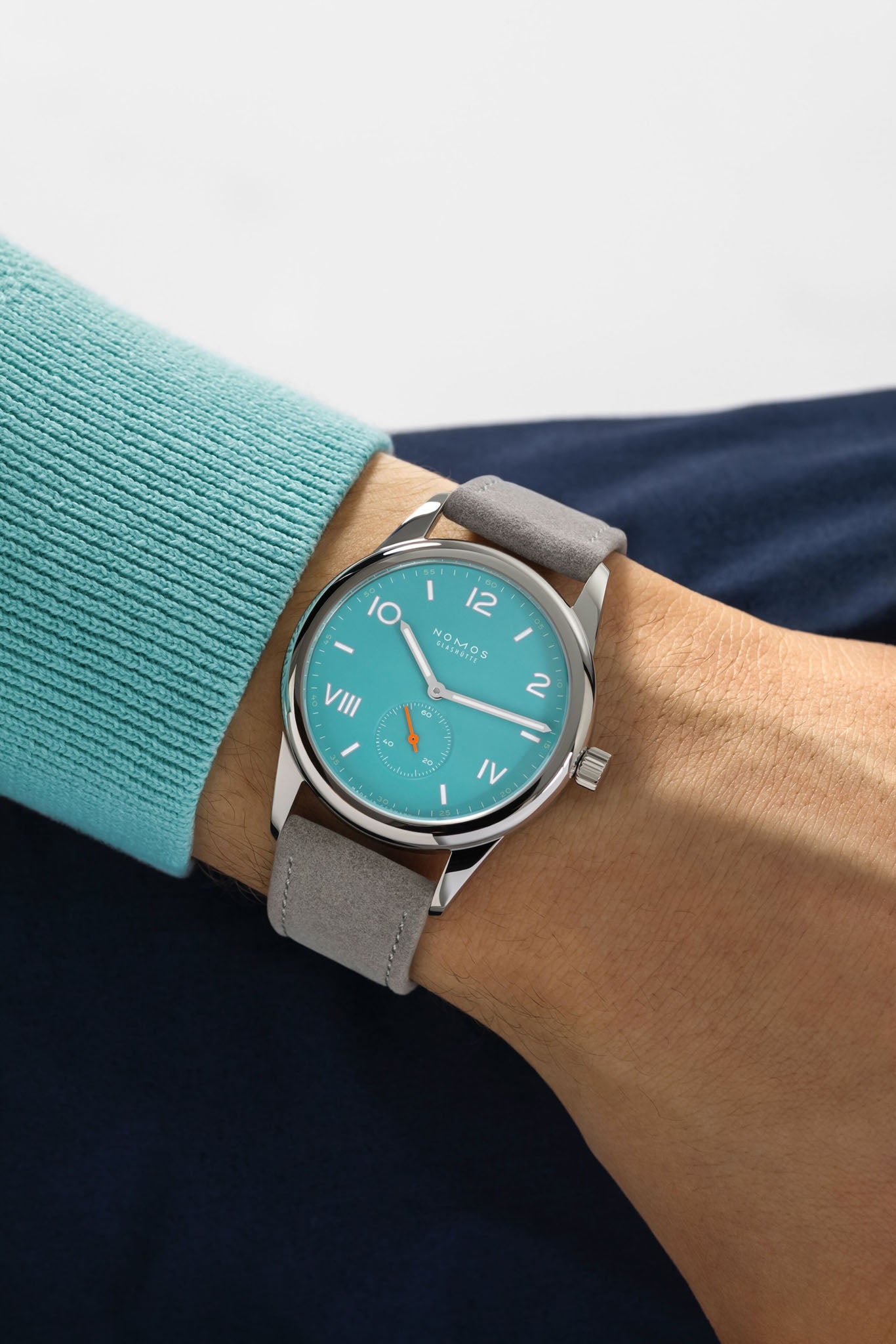 Nomos Glashütte Club Campus 38 Endless Blue rannekello