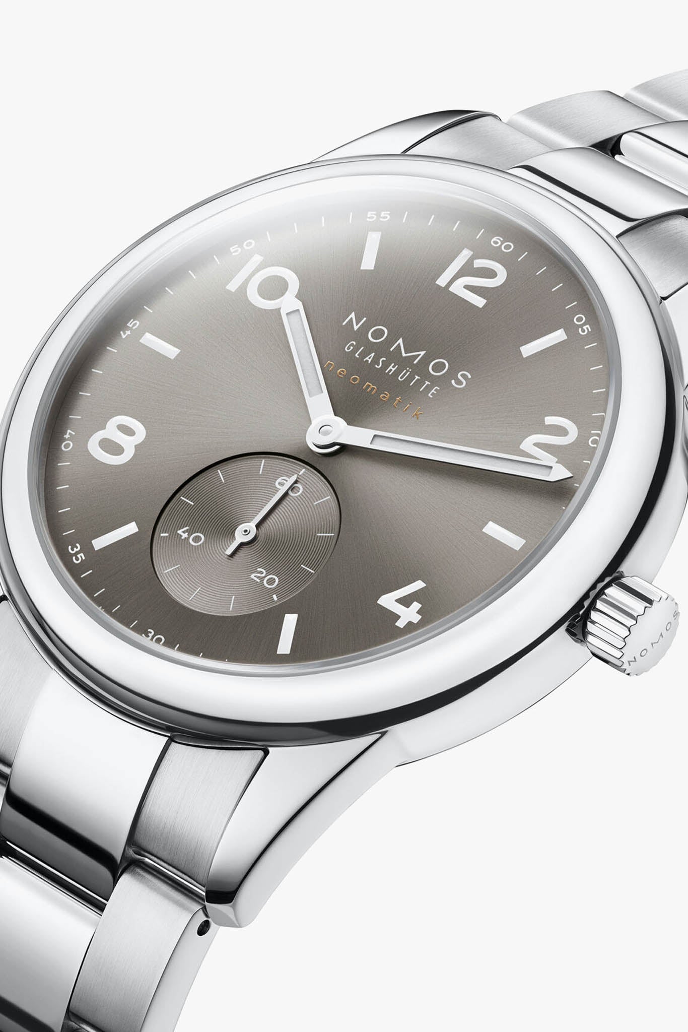 Nomos Glashütte Club Sport Neomatik 39 Smoke rannekello