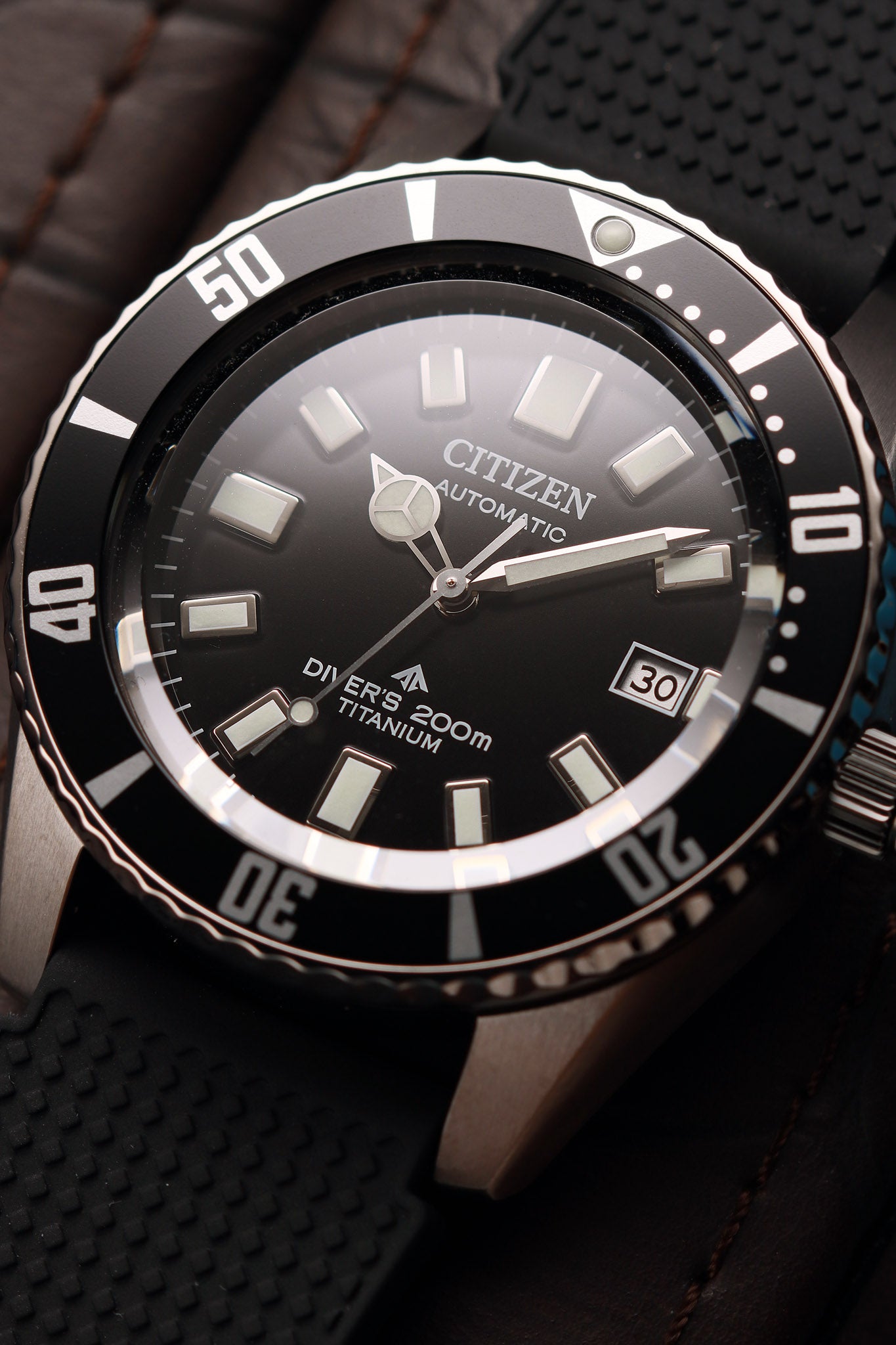 Citizen Automatic Diver Super Titanium rannekello Default Title