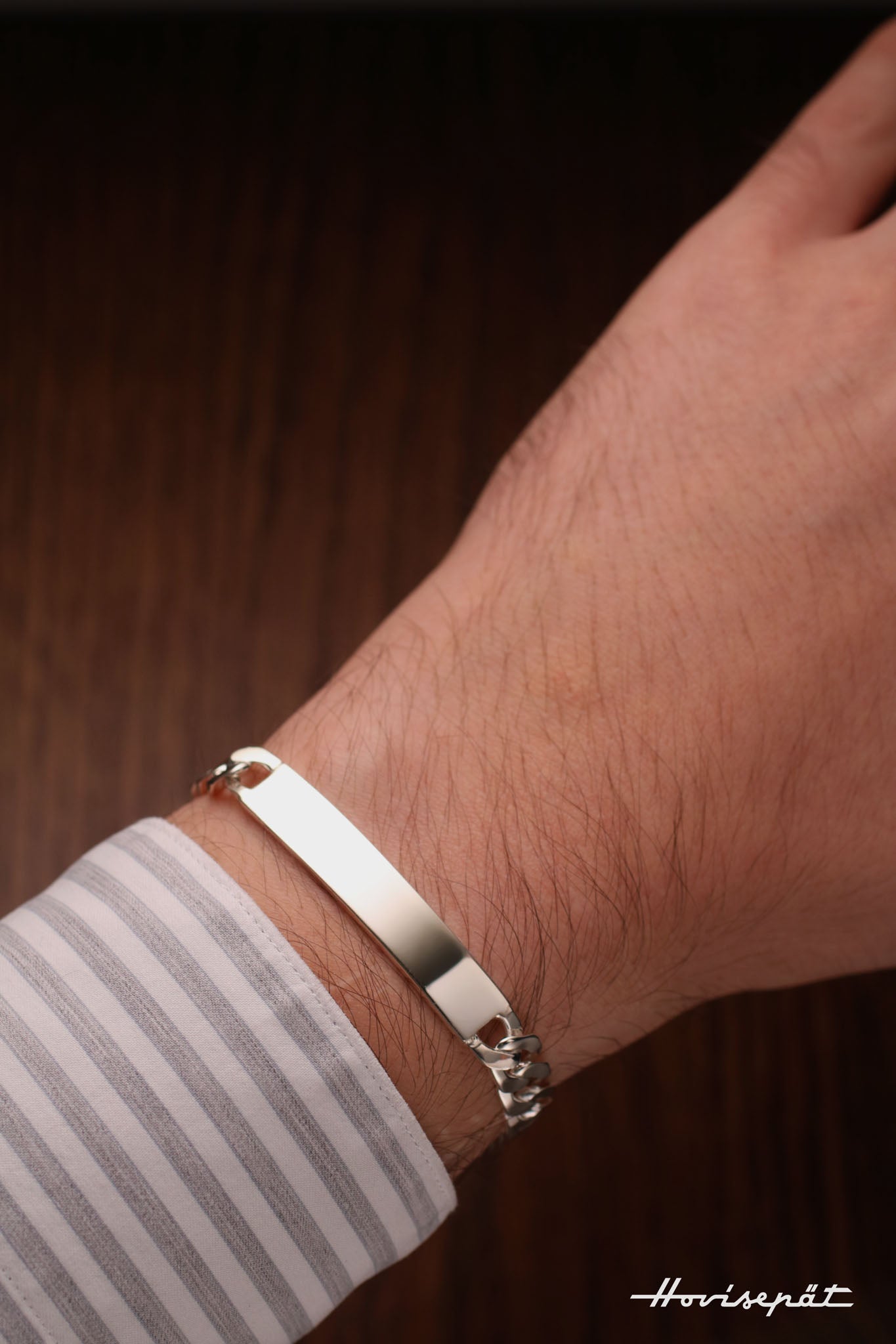 Hopeinen panssariketju rannekoru laatalla 21cm