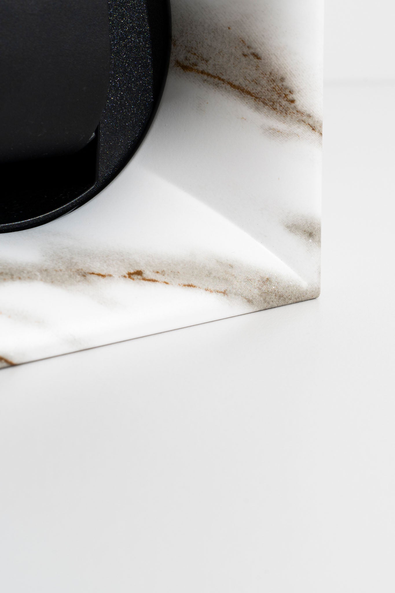 Swisskubik Startbox White Metamorphik Carrare SK01.STB.CW