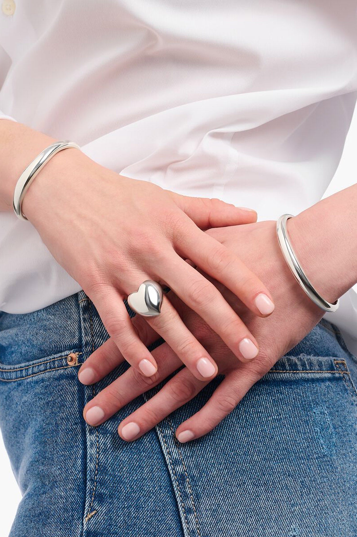 Thomas Sabo Timeless bangle hopeinen rannerengas