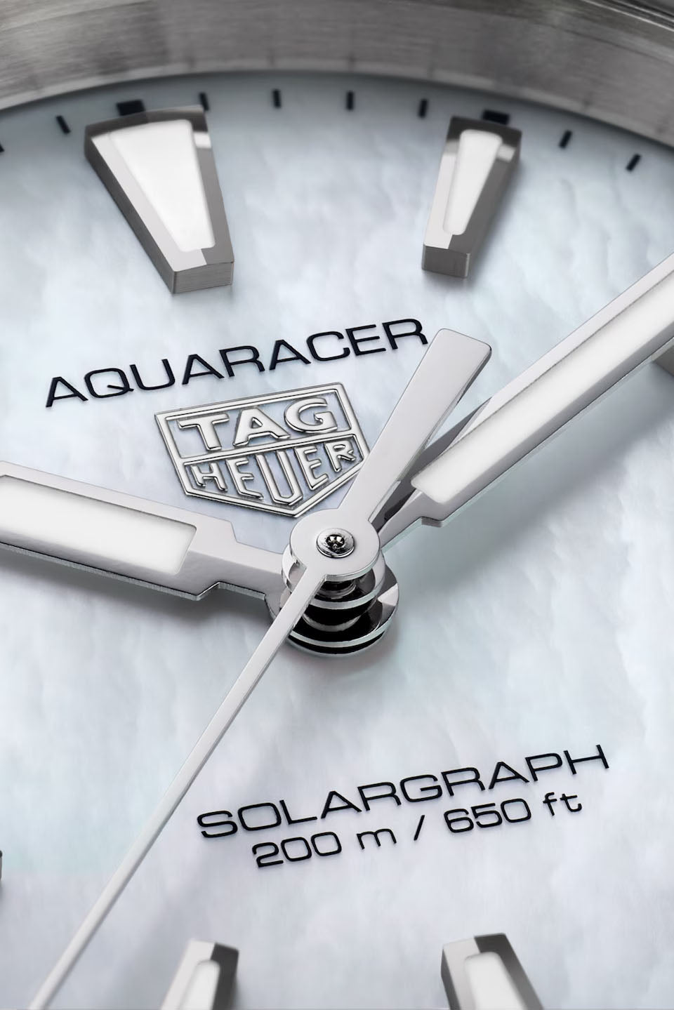 TAG Heuer Aquaracer Professional 200 Solargraph rannekello