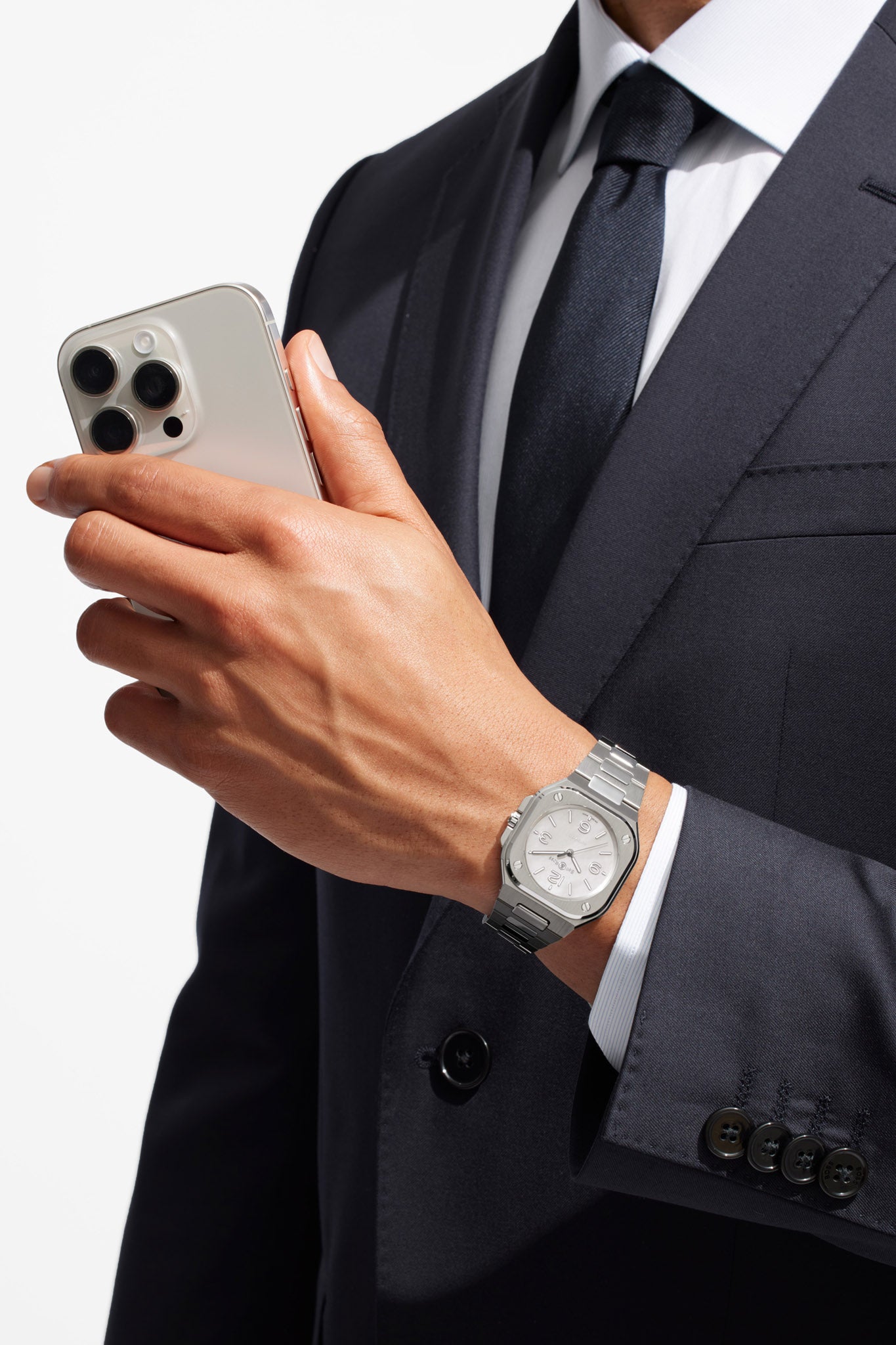 Bell & Ross BR-05 36 mm Mother of Pearl rannekello