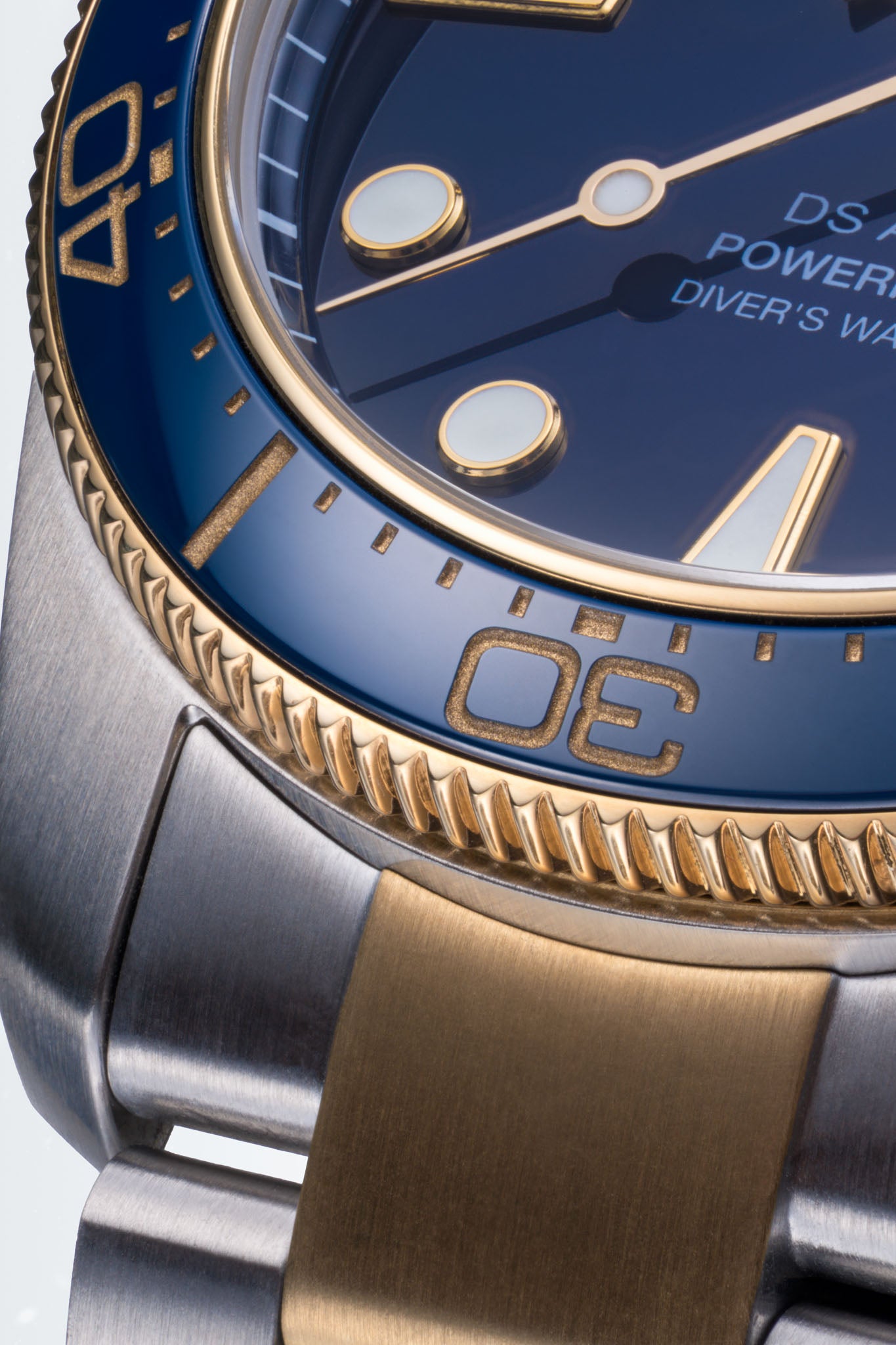 Certina DS Action Diver 38 Powermatic 80 Ceramic rannekello