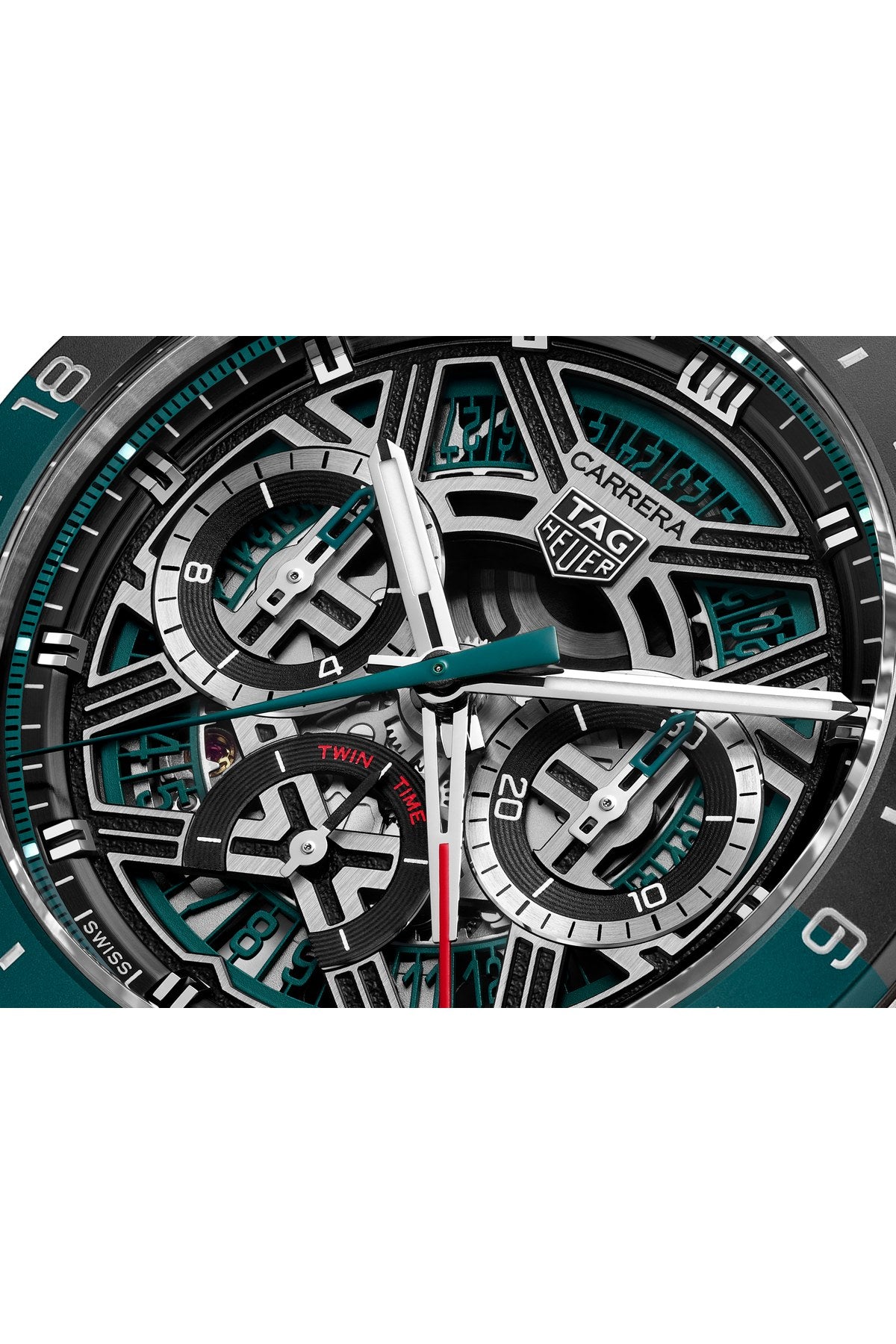 TAG Heuer Carrera Chronograph Extreme Sport Twin-Time 44 mm CBU2084.FT6297 – kellotaulun yksityiskohta