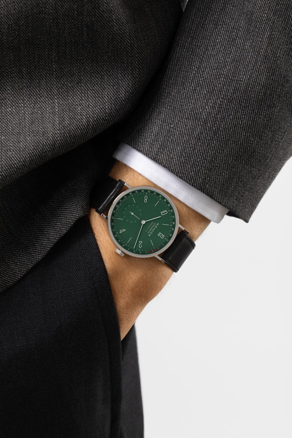 Nomos Tangente neomatik 38 Update forest green 148 ranteessa