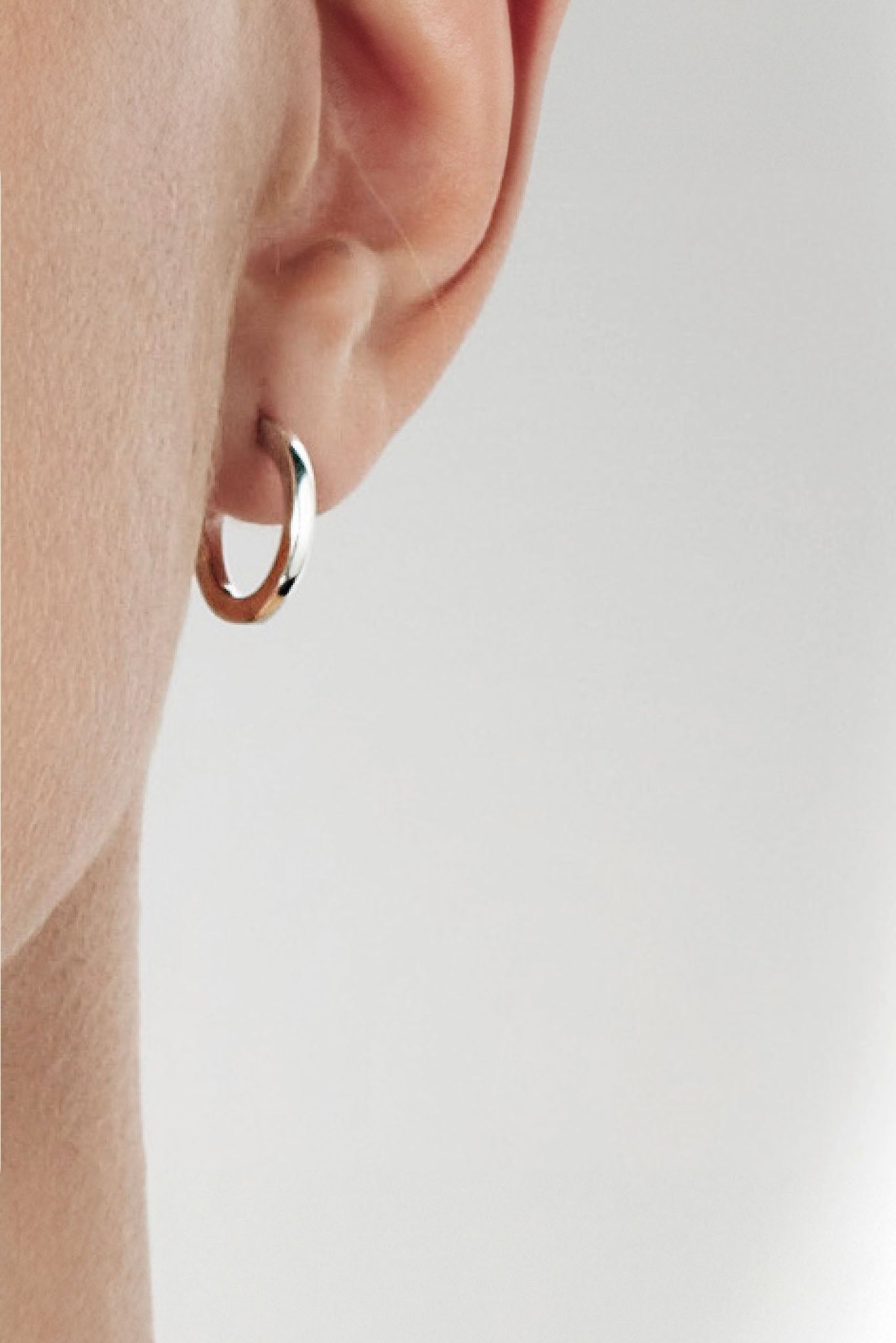 Efva Attling Little Hoops hopeiset korvakorut