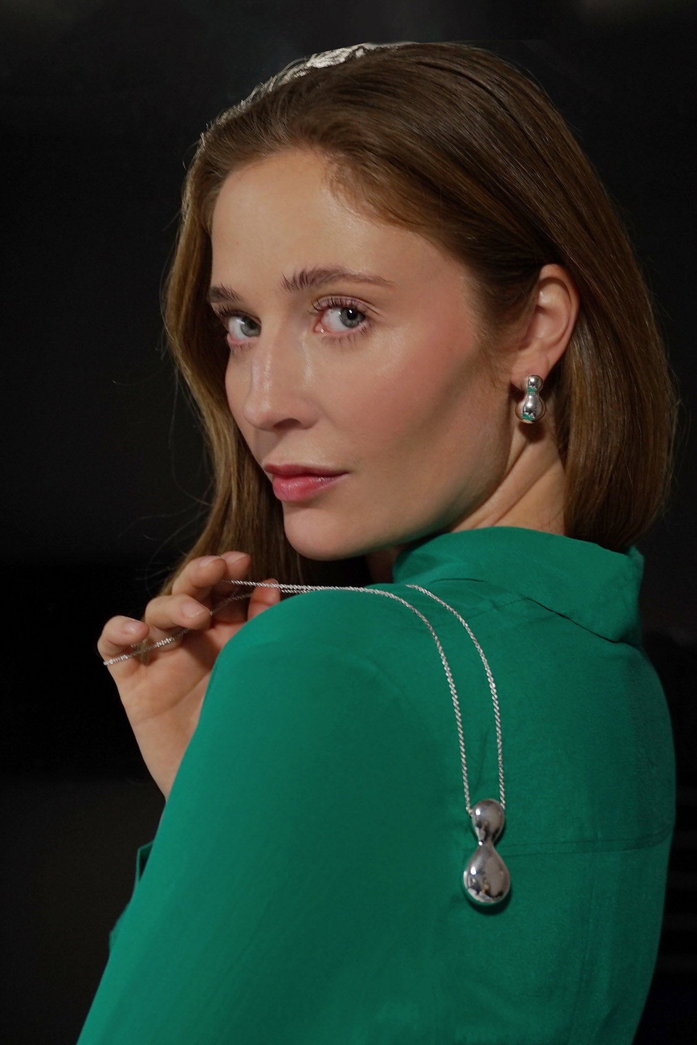 Efva Attling Little Mother Ear hopeiset korvakorut